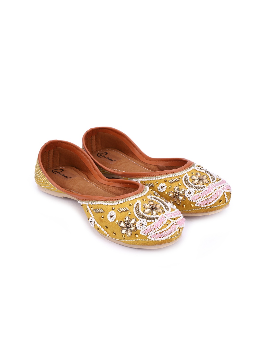 

The Desi Dulhan Women Yellow & white Embellished Ethnic Mojaris Flats