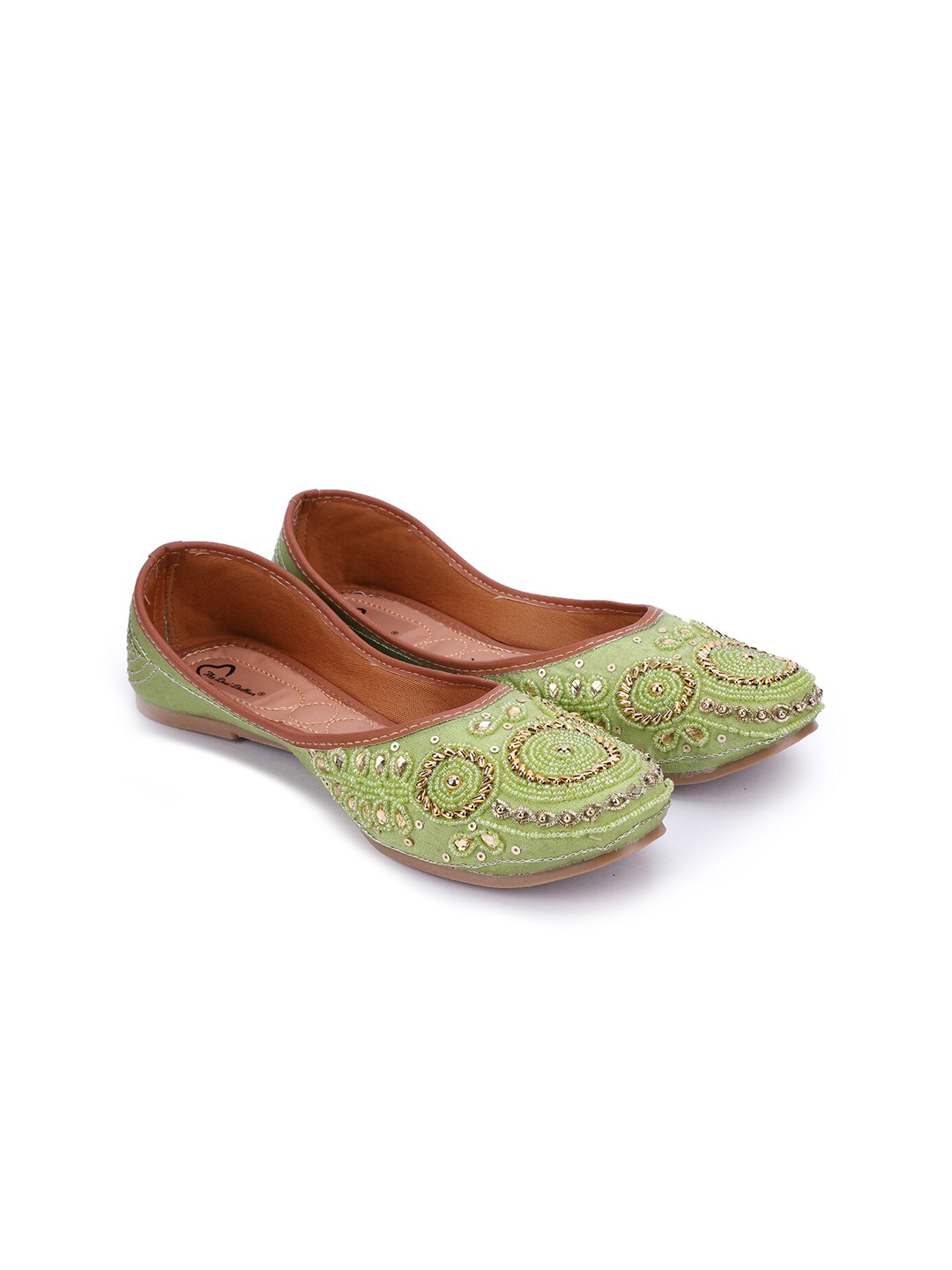 

The Desi Dulhan Women Green Embellished Mojaris Flats