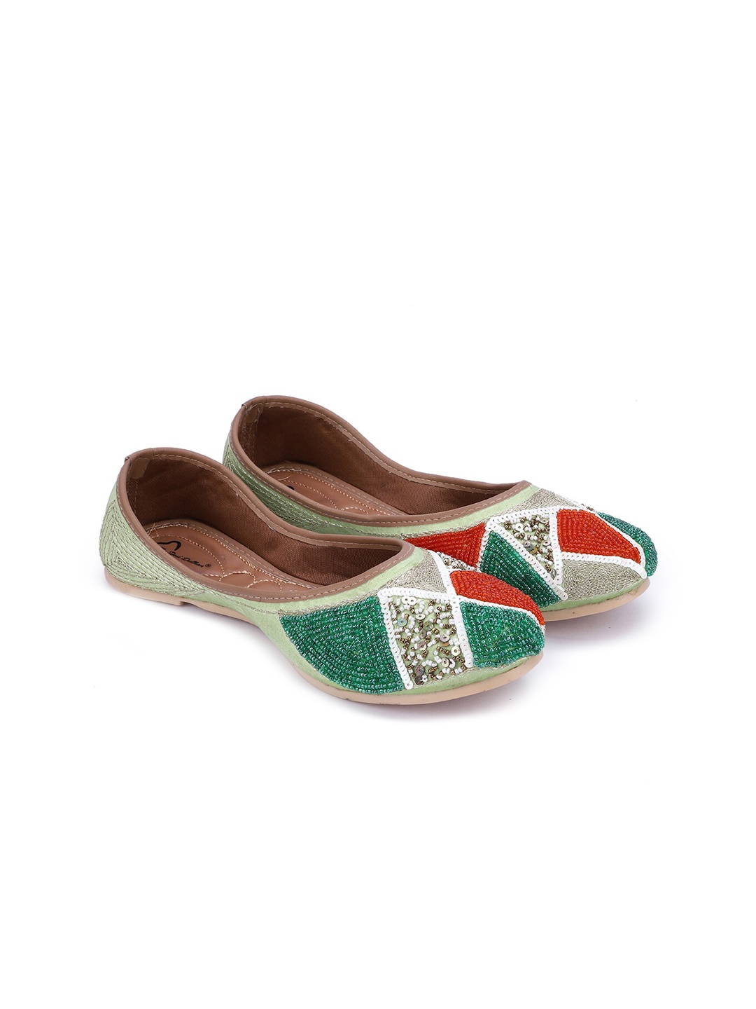 

The Desi Dulhan Women Green Embellished Mojaris Flats