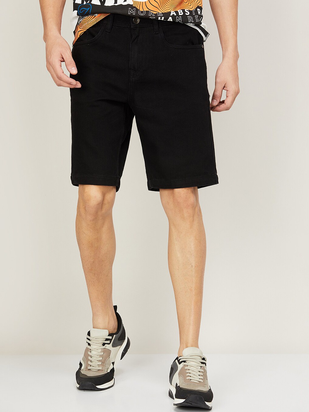 

Forca Men Black Shorts