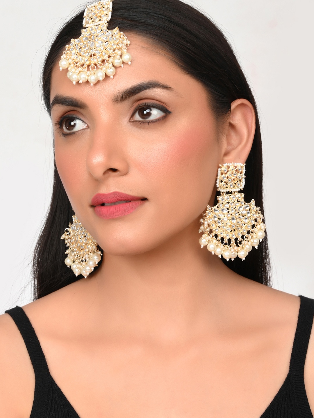 

AQUASTREET JEWELS Gold-Plated Golden Kundan Jewellery Set