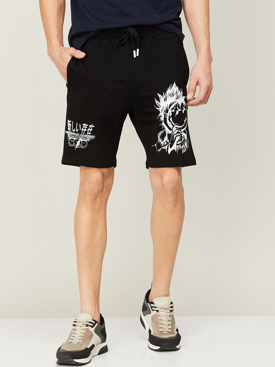 

SmileyWorld Men Black Printed Slim Fit Shorts