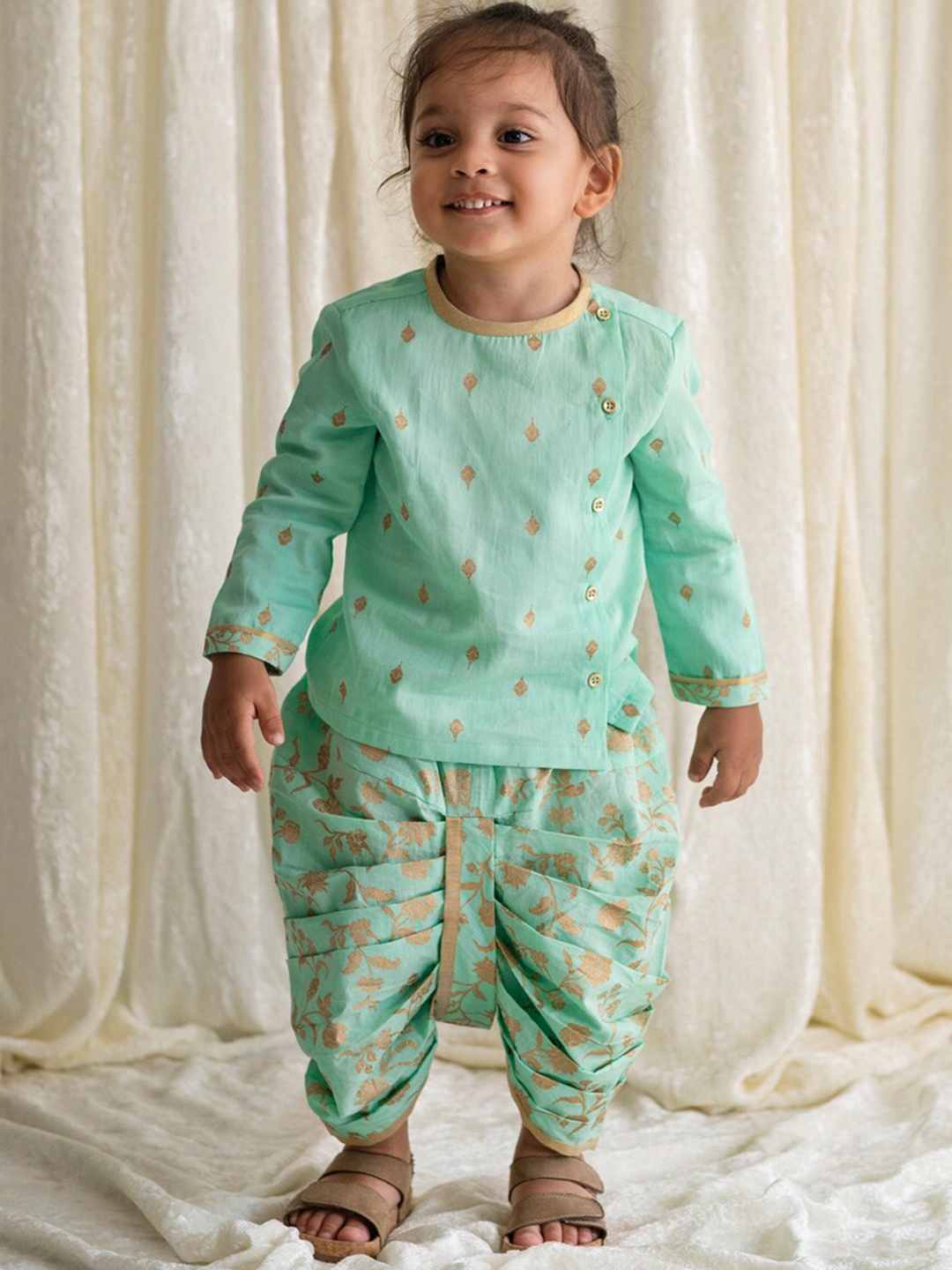 

Tiber Taber Boys Floral Printed Pure Cotton Kurta with Dhoti Pants, Green