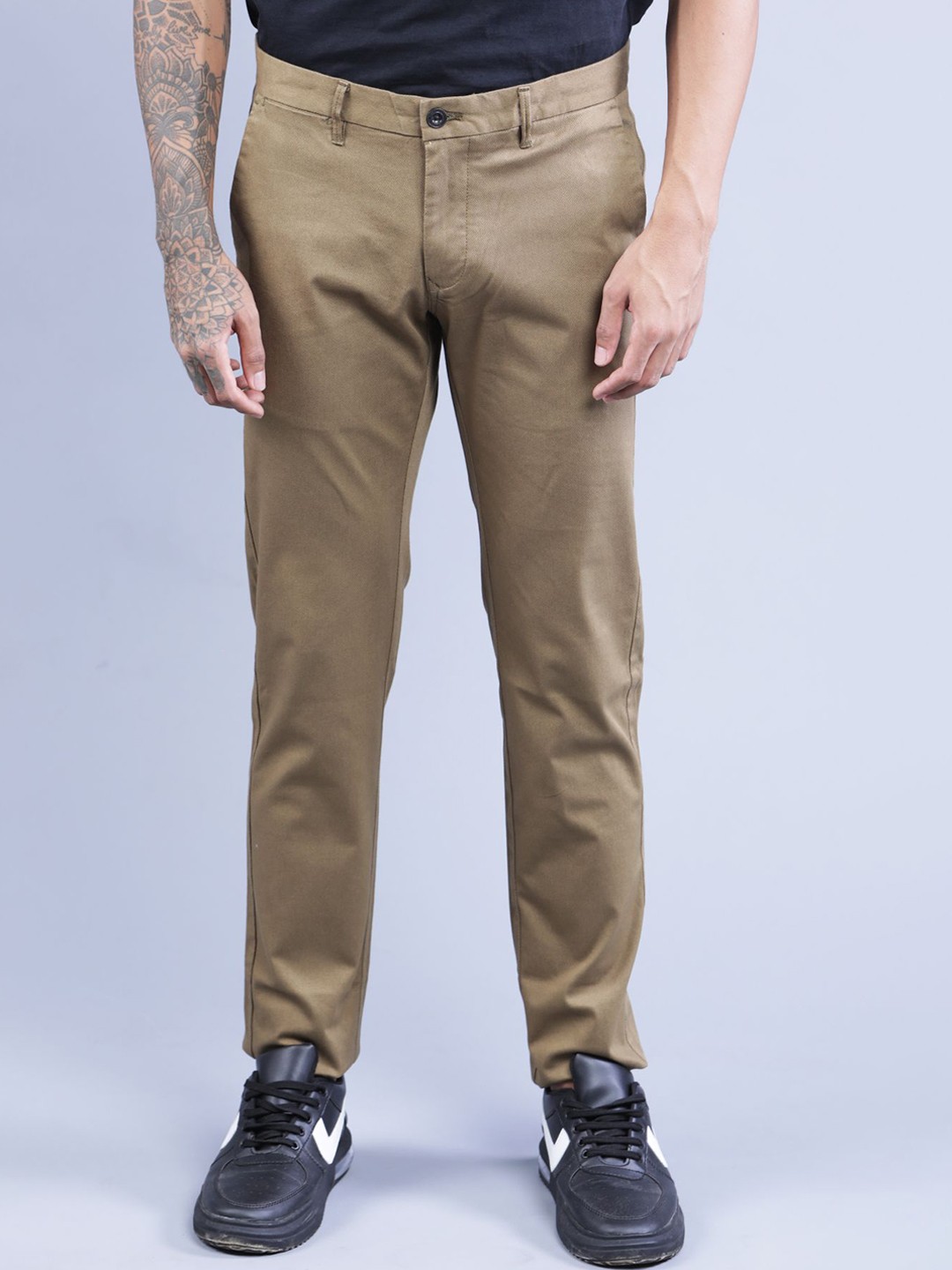 

t-base Men Khaki Solid Chinos