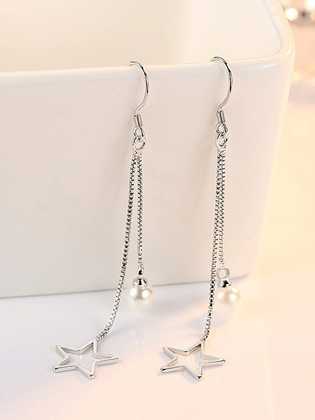 

EL REGALO Silver-Plated & White Star Shaped Drop Earrings