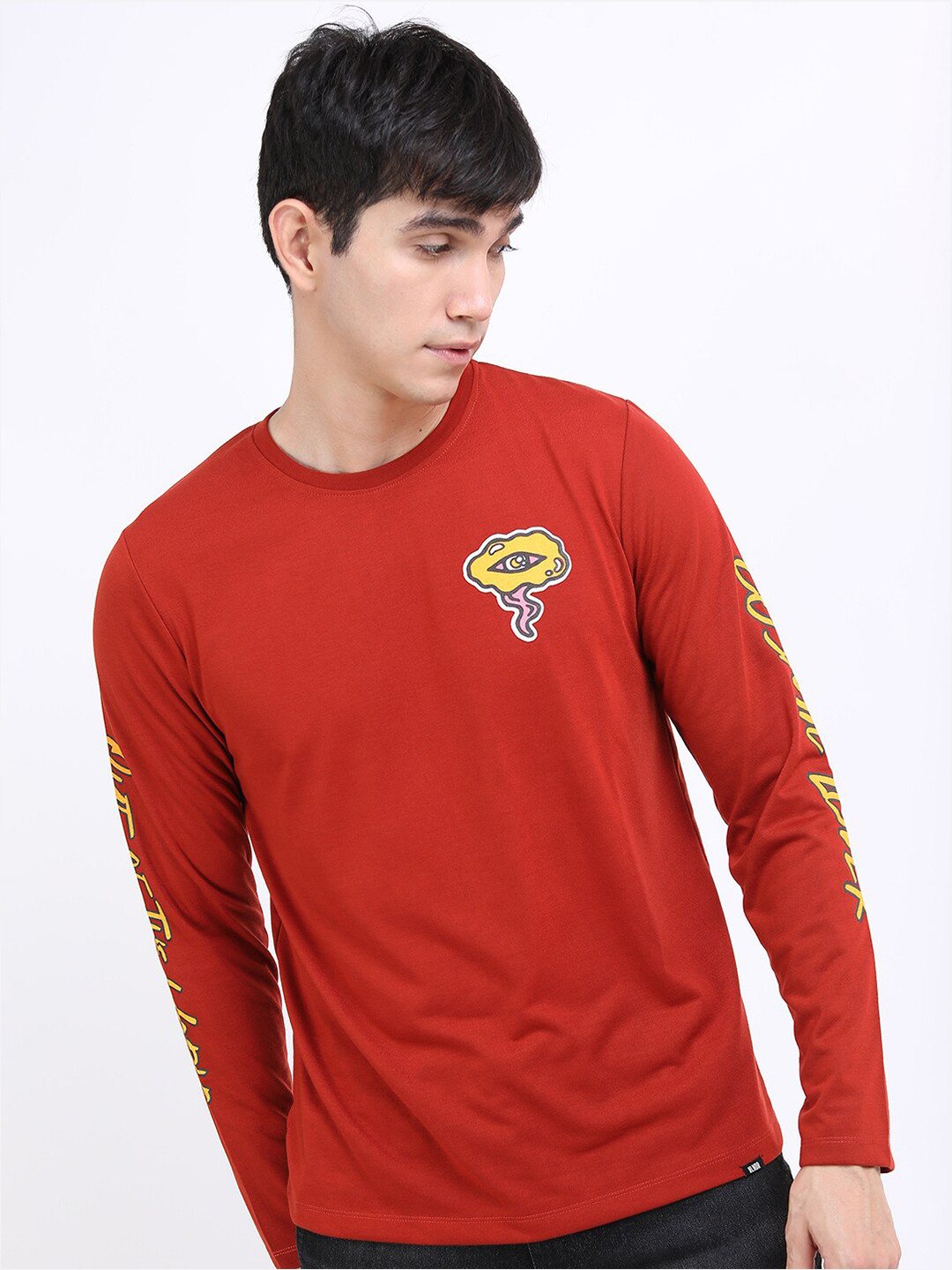 

HIGHLANDER Men Red Typography Slim Fit T-shirt
