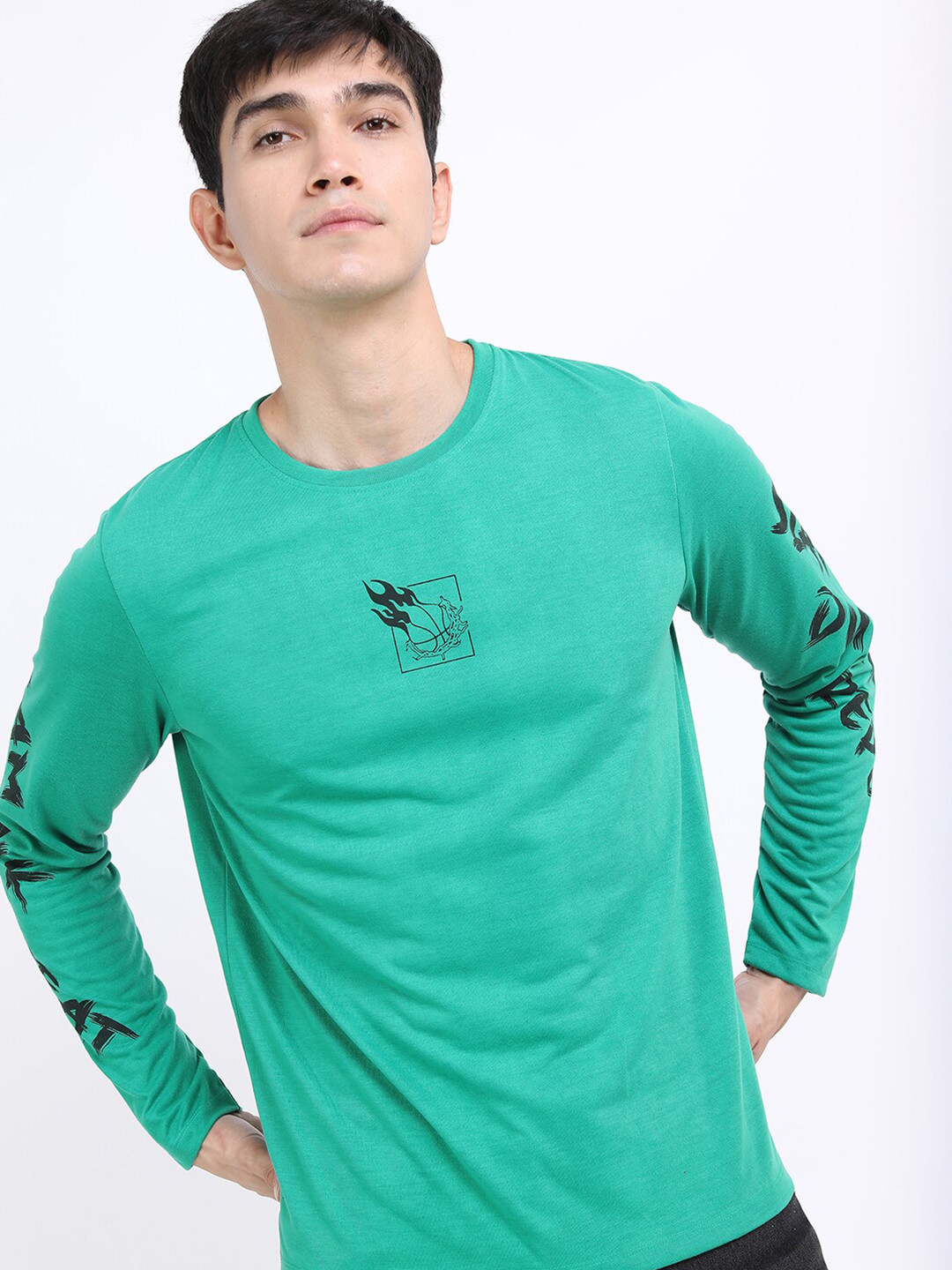 

HIGHLANDER Men Green Typography Slim Fit T-shirt