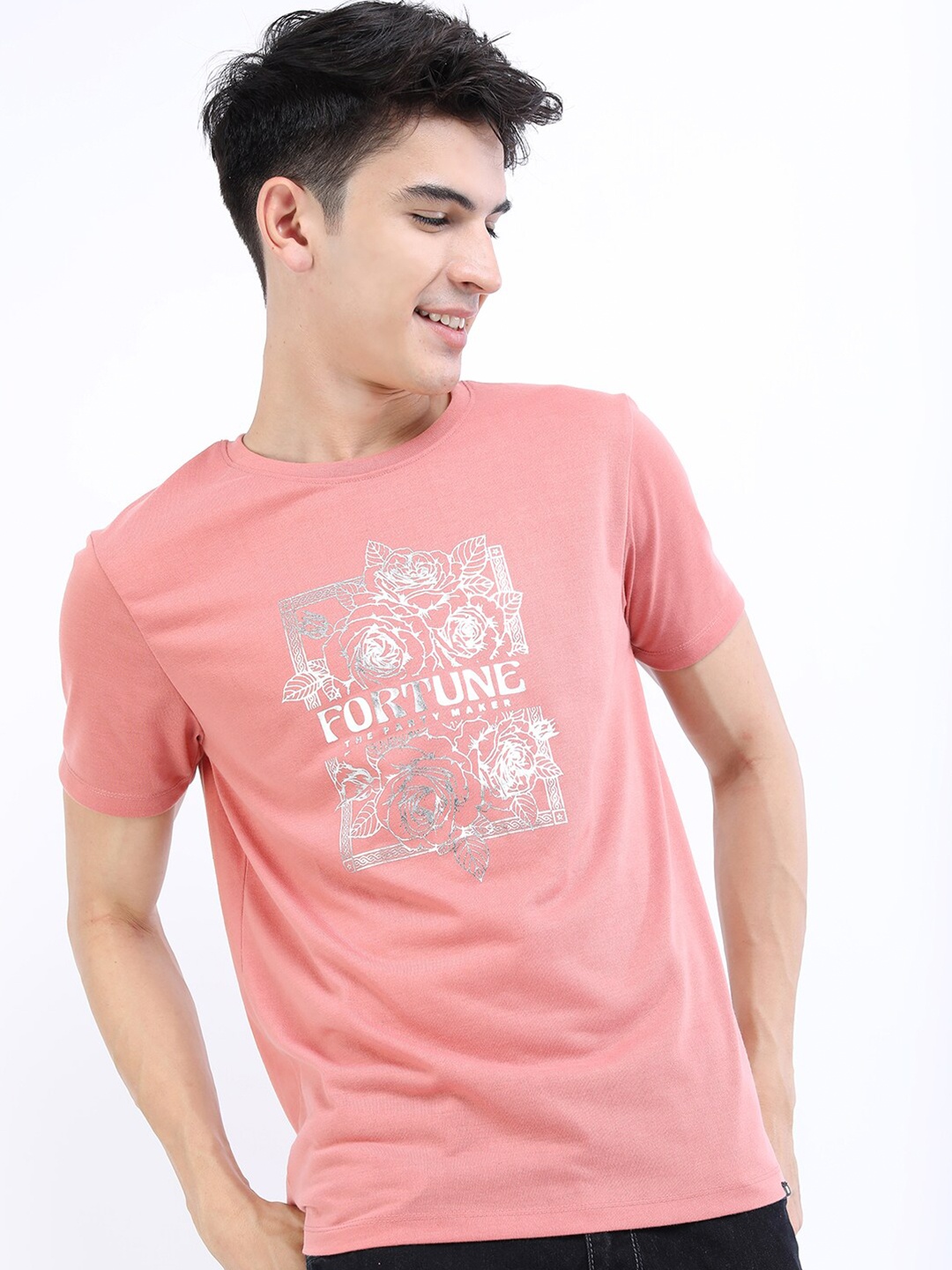 

HIGHLANDER Men Rust Printed Slim Fit T-shirt