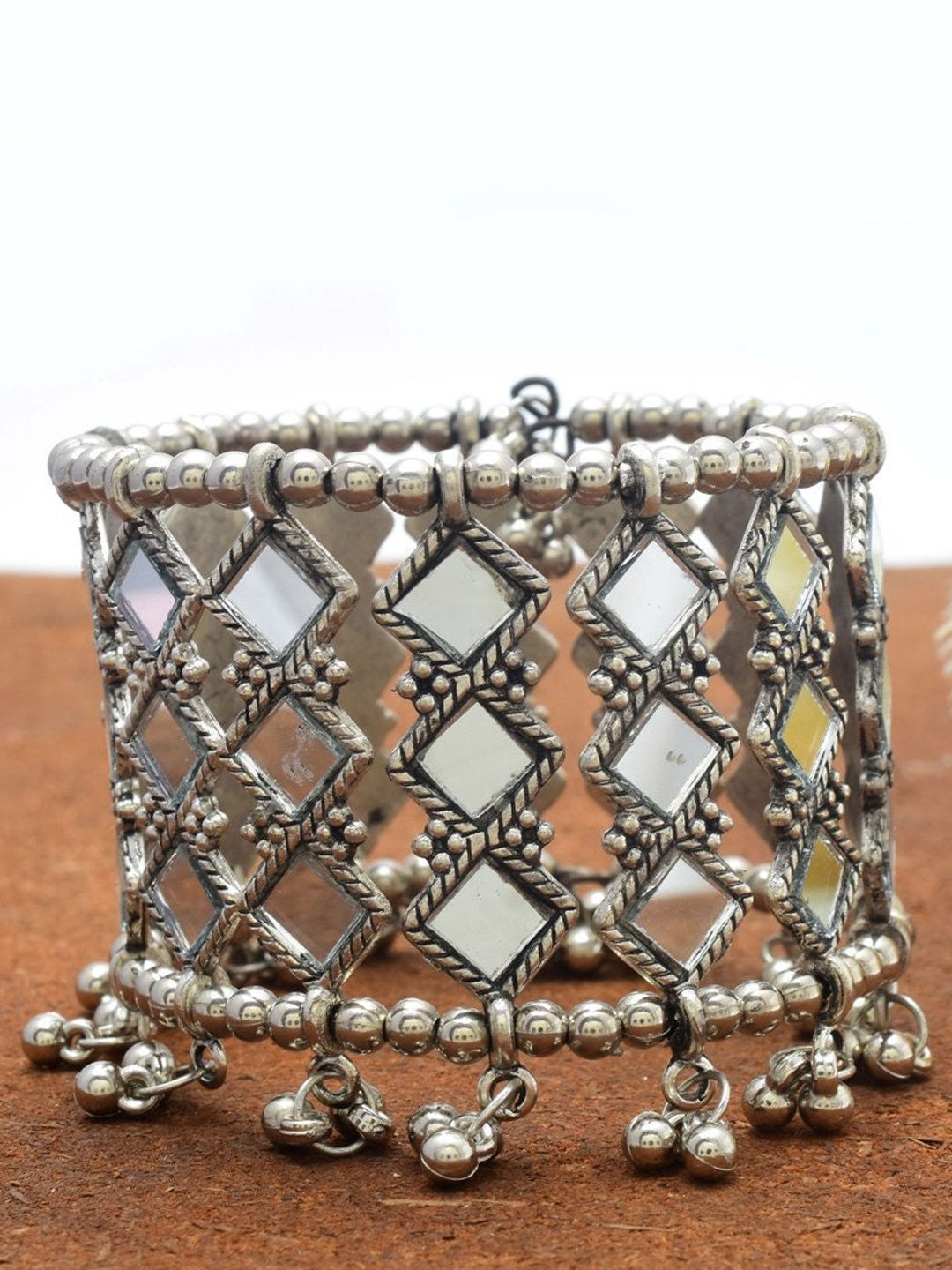 

Krelin Silver-Plated Oxidised Brass Plated Stone-Studded Bracelet