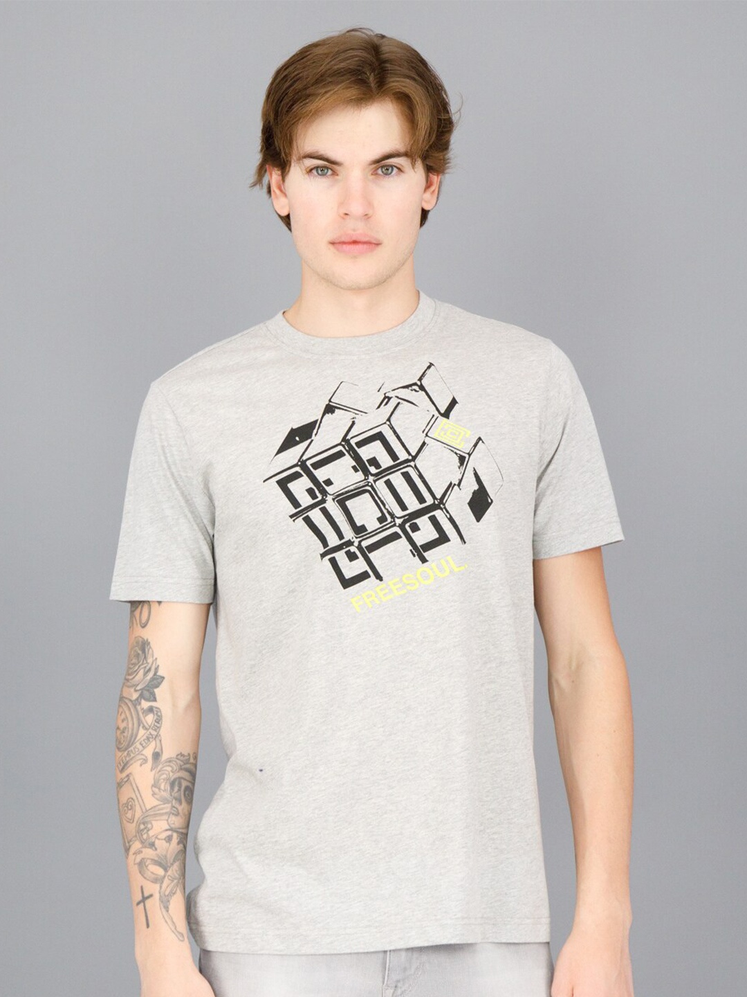 

FREESOUL Men Grey Printed T-shirt