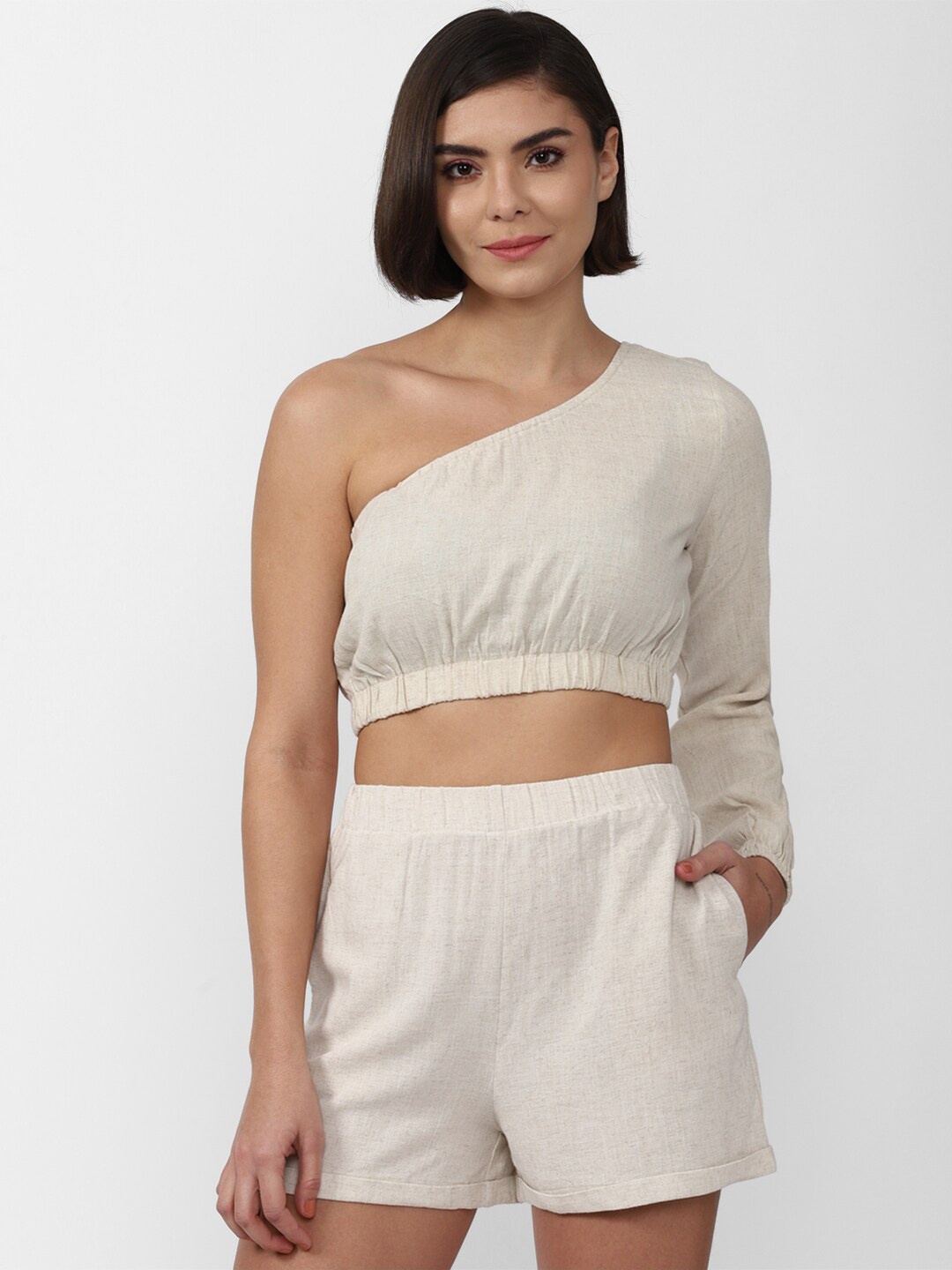 

FOREVER 21 Women Cream-Coloured Top with Shorts Co-Ords Set