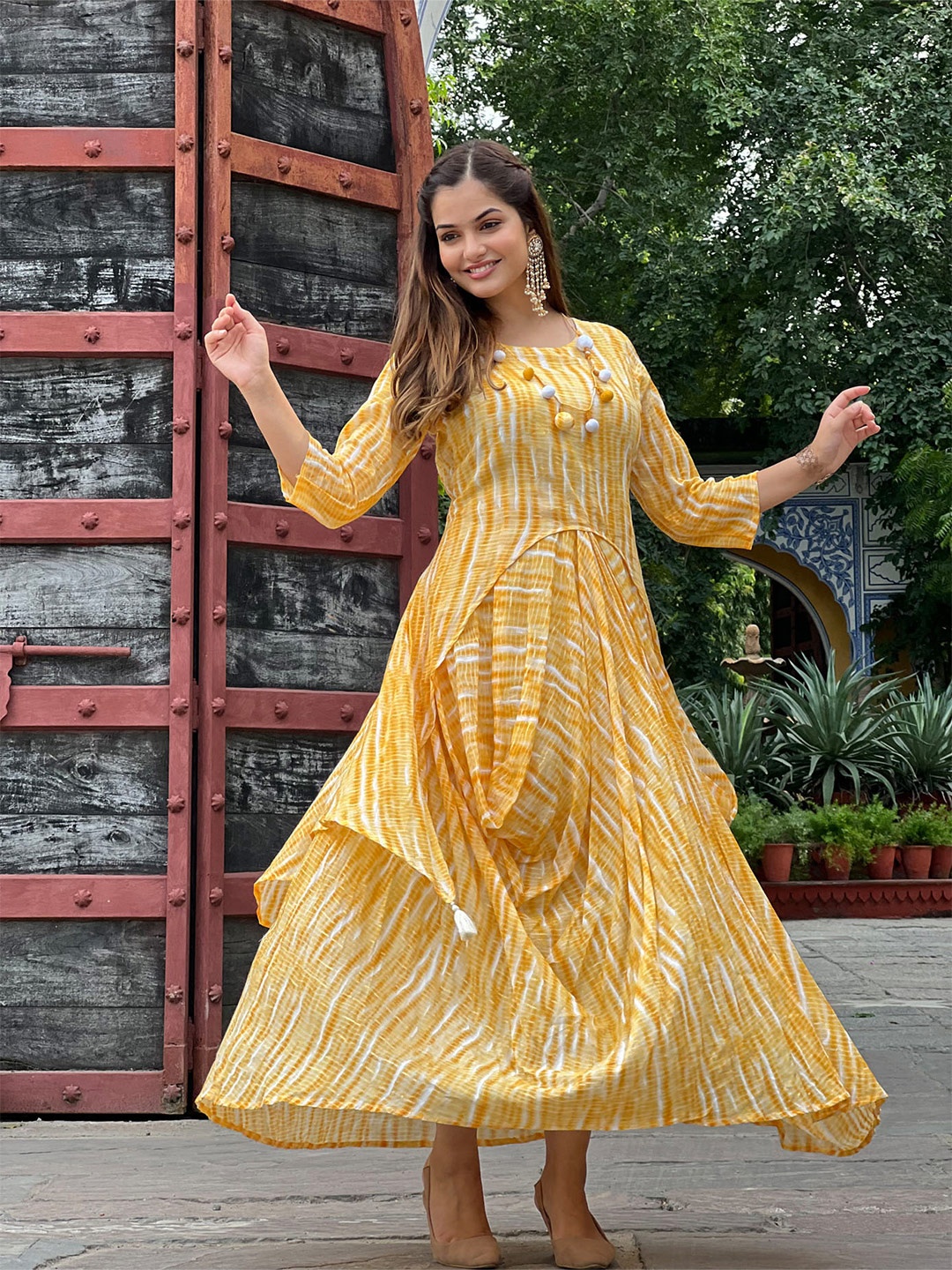 

FASHION DWAR Women Yellow & White Printed Cotton A-Line Maxi Dress