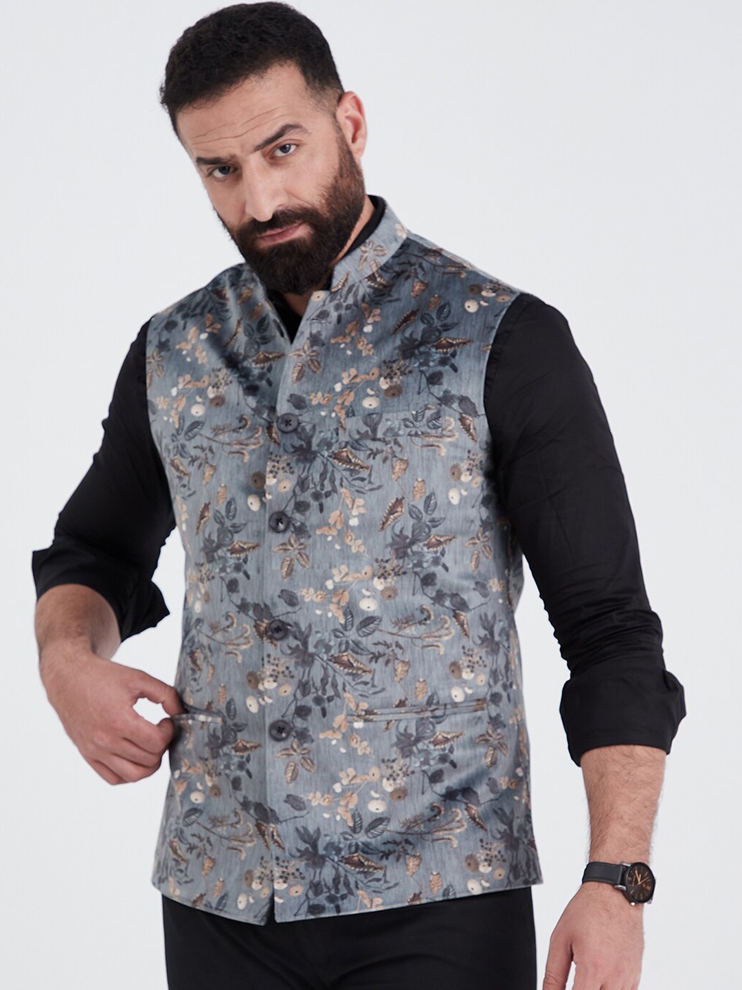 

MR BUTTON Men Grey Printed Woven Nehru Jackets