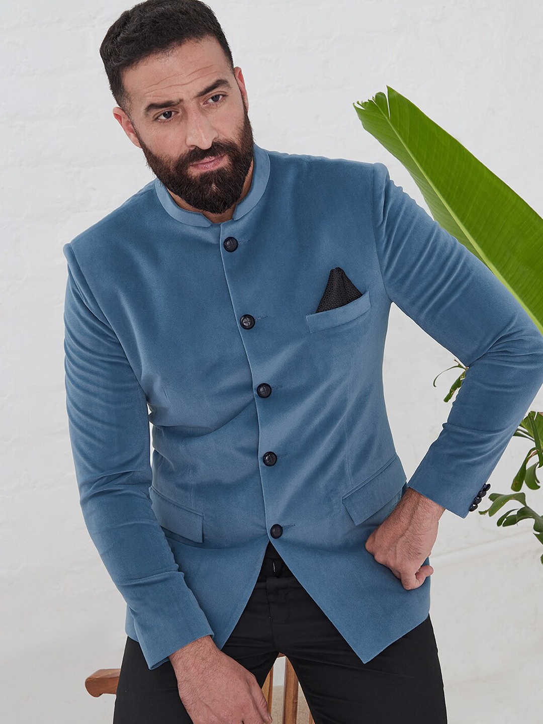

MR BUTTON Men Blue Solid Slim-Fit Single Breasted Blazer