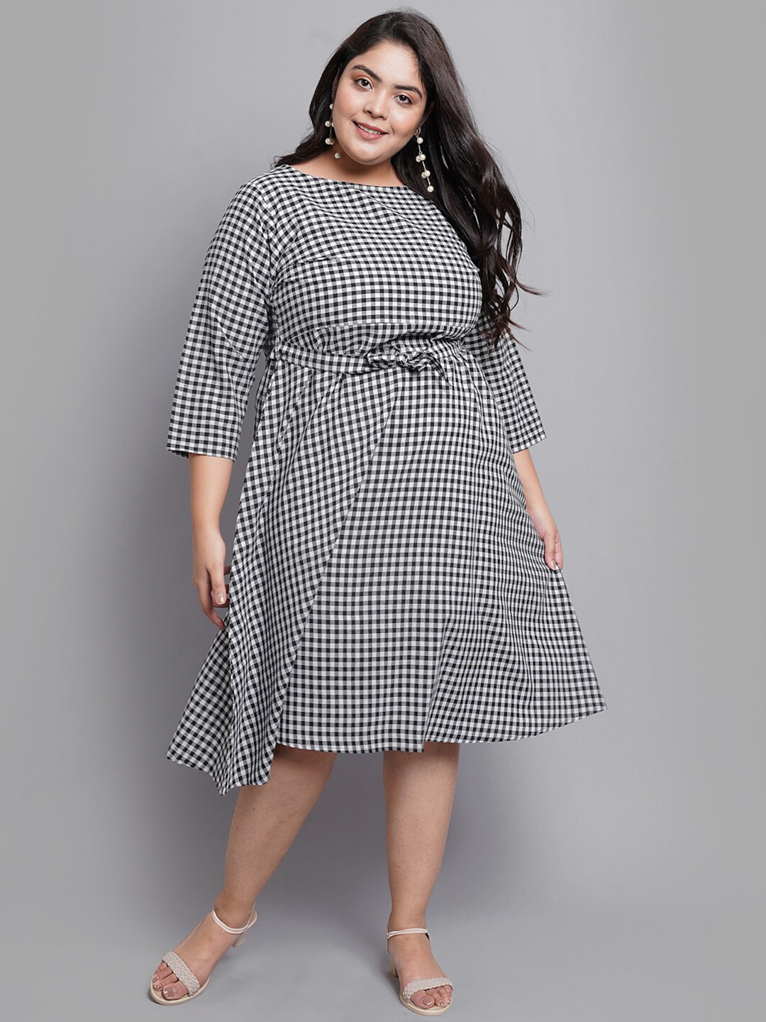 

PrettyPlus by Desinoor com Women Plus Size Black & White Checked Dress