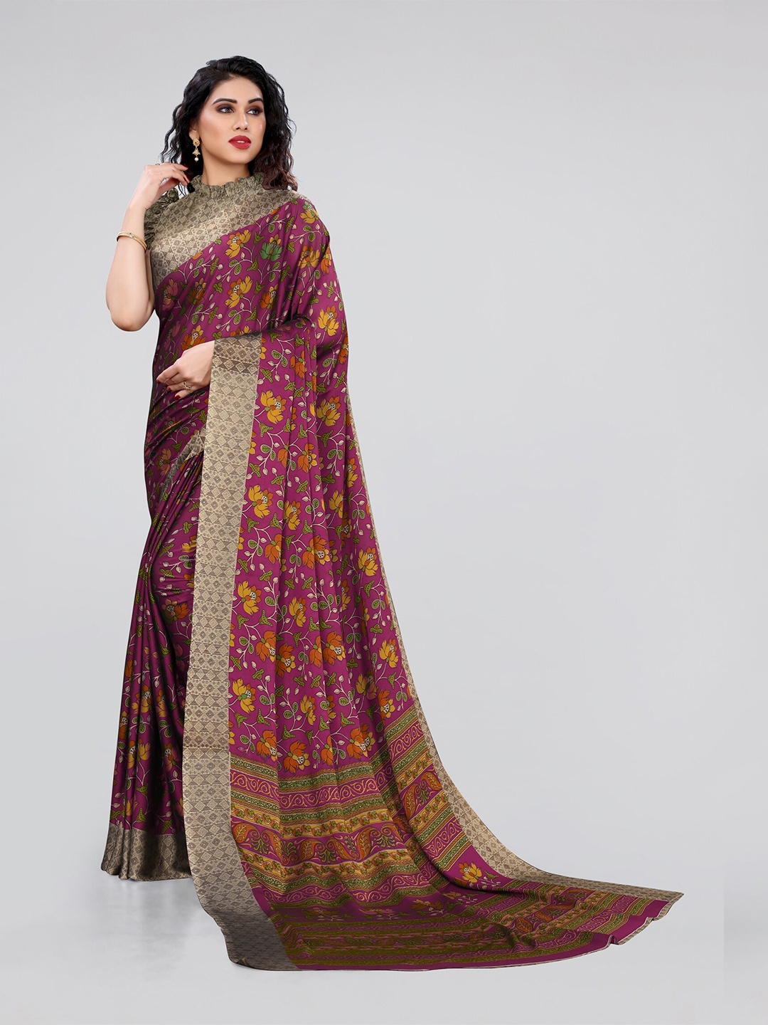 

MIRCHI FASHION Women Magenta & Beige Floral Saree