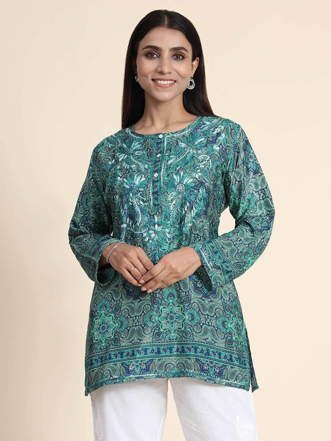 

HOUSE OF KARI Women Green & Blue Embroidered Tunic