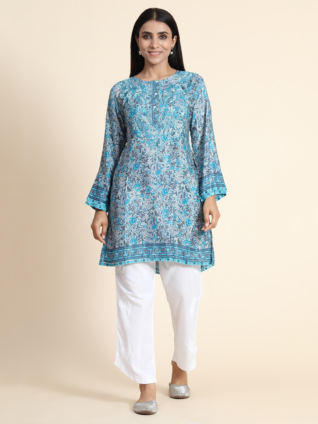 

HOUSE OF KARI Blue & Off White Floral Printed Embroidered Tunic
