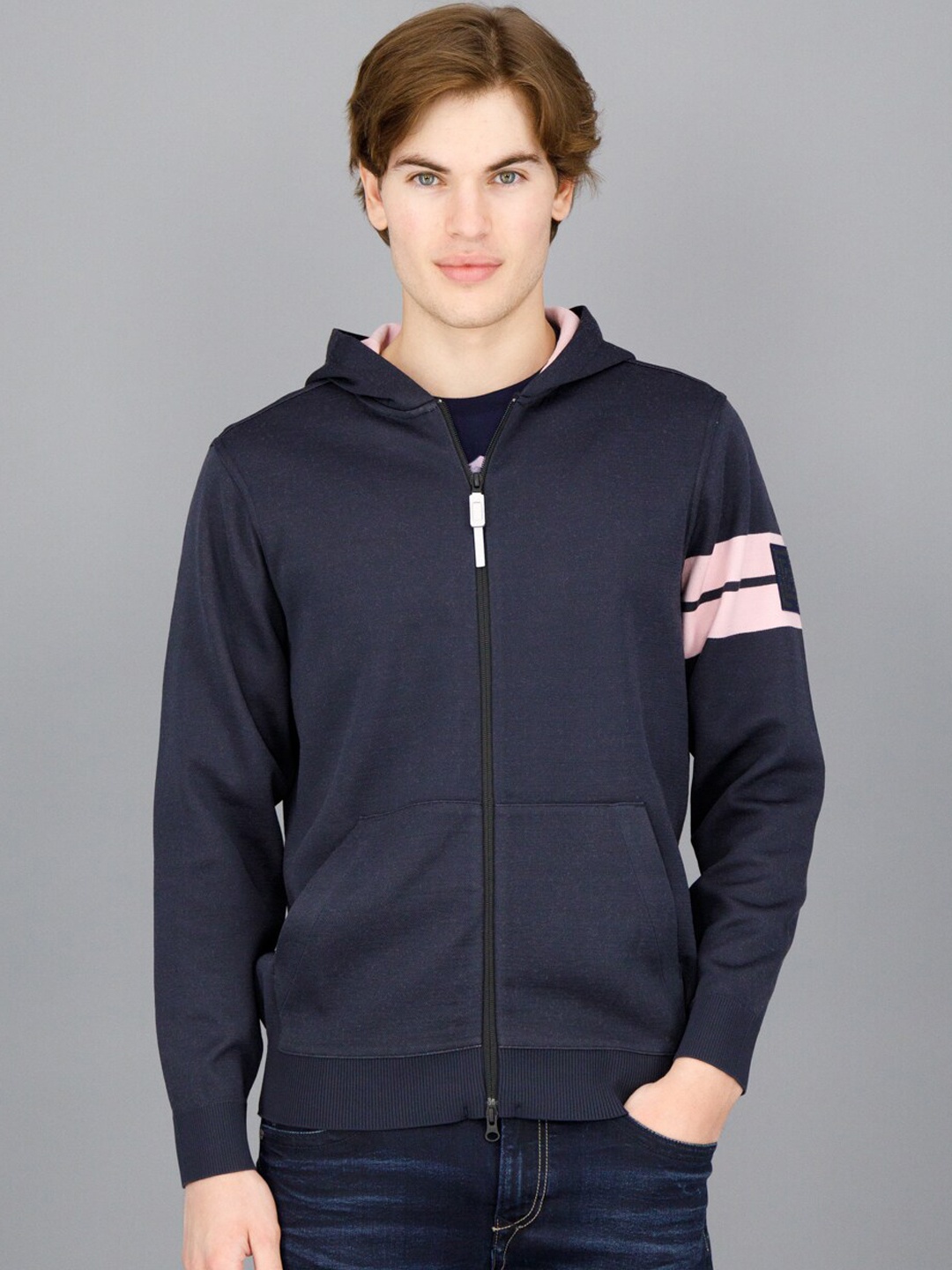 

FREESOUL Men Blue & Pink Hooded Open Front Jacket