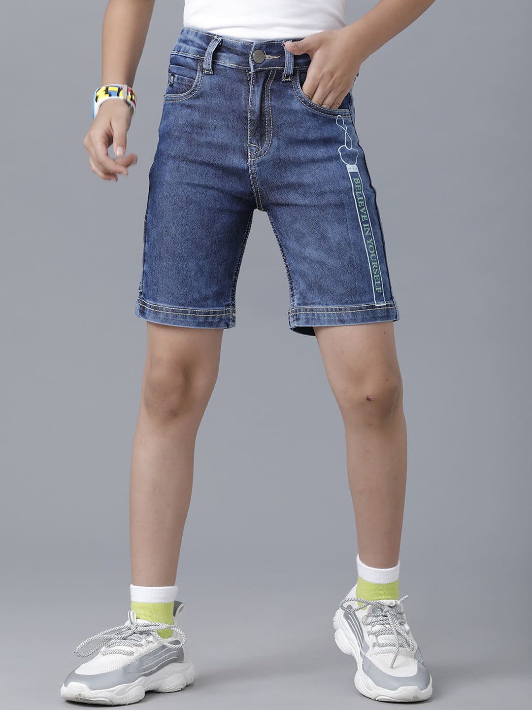 

UNDER FOURTEEN ONLY Boys Navy Blue Washed Slim Fit Denim Shorts