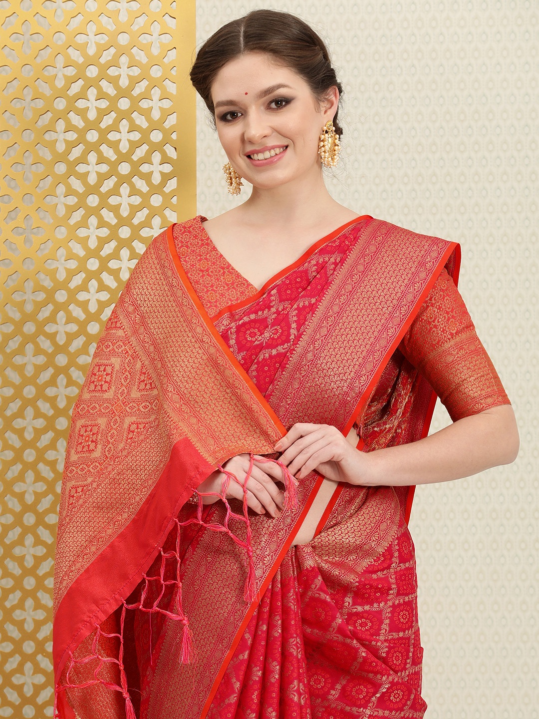 

House of Pataudi Red & Golden Ethnic Motifs Zari Silk Blend Banarasi Saree