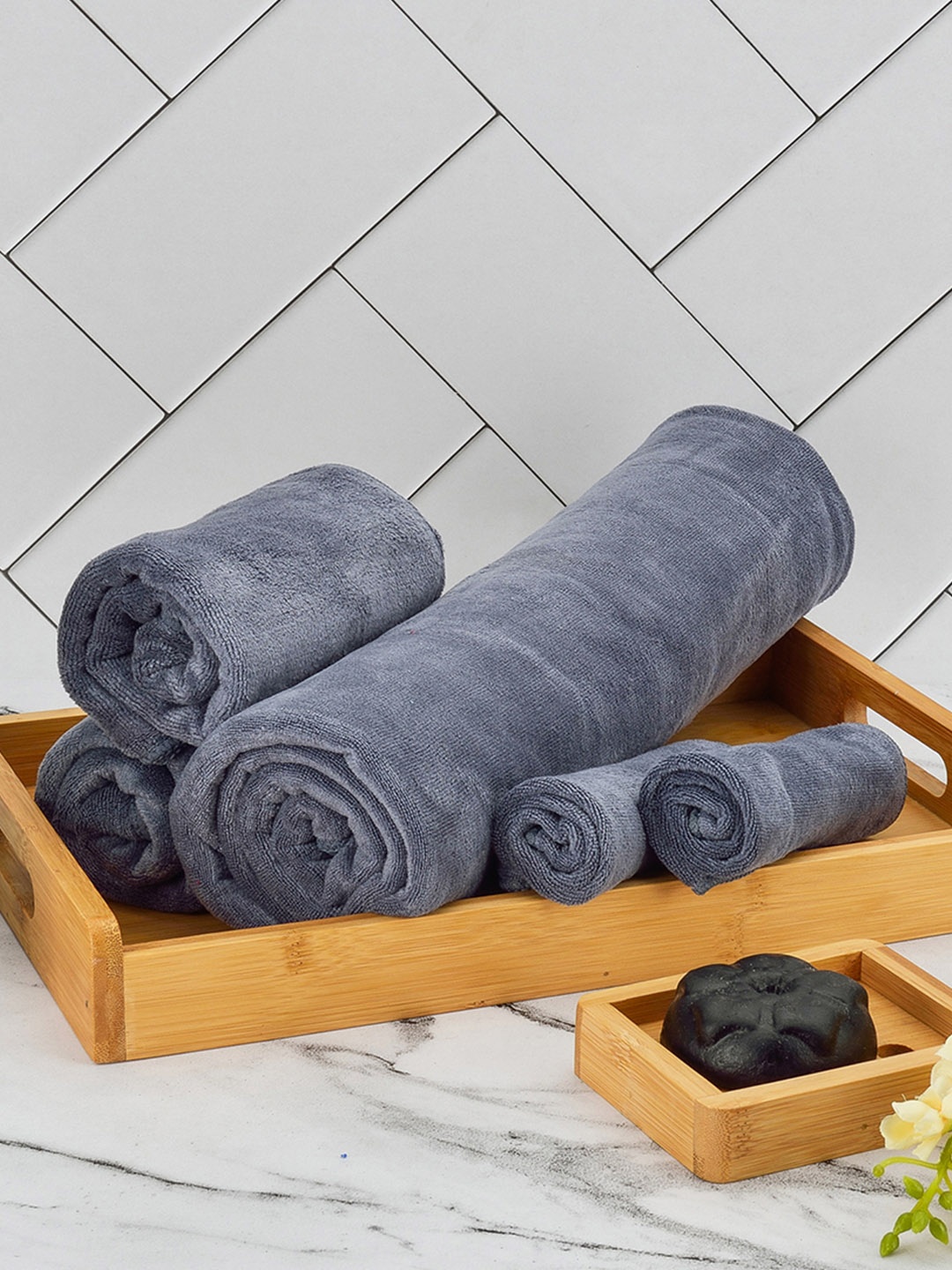 

Black gold Solid Microfiber Towel Set, Grey