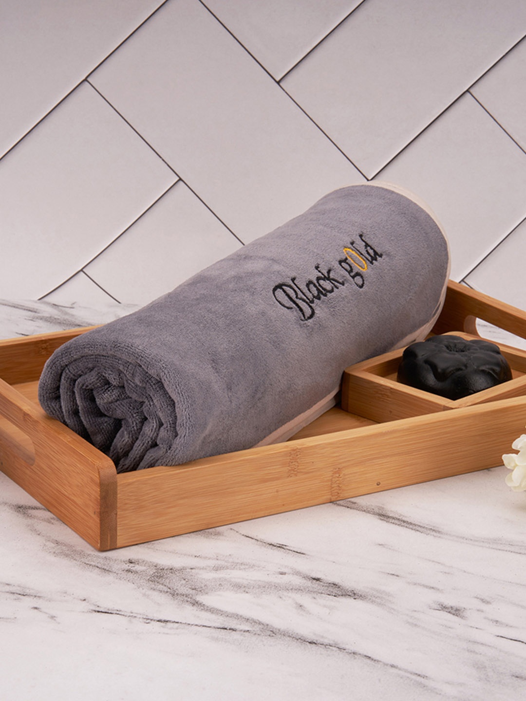 

Black gold Pack Of 2 Grey Solid 400 GSM Microfiber Bath Towels