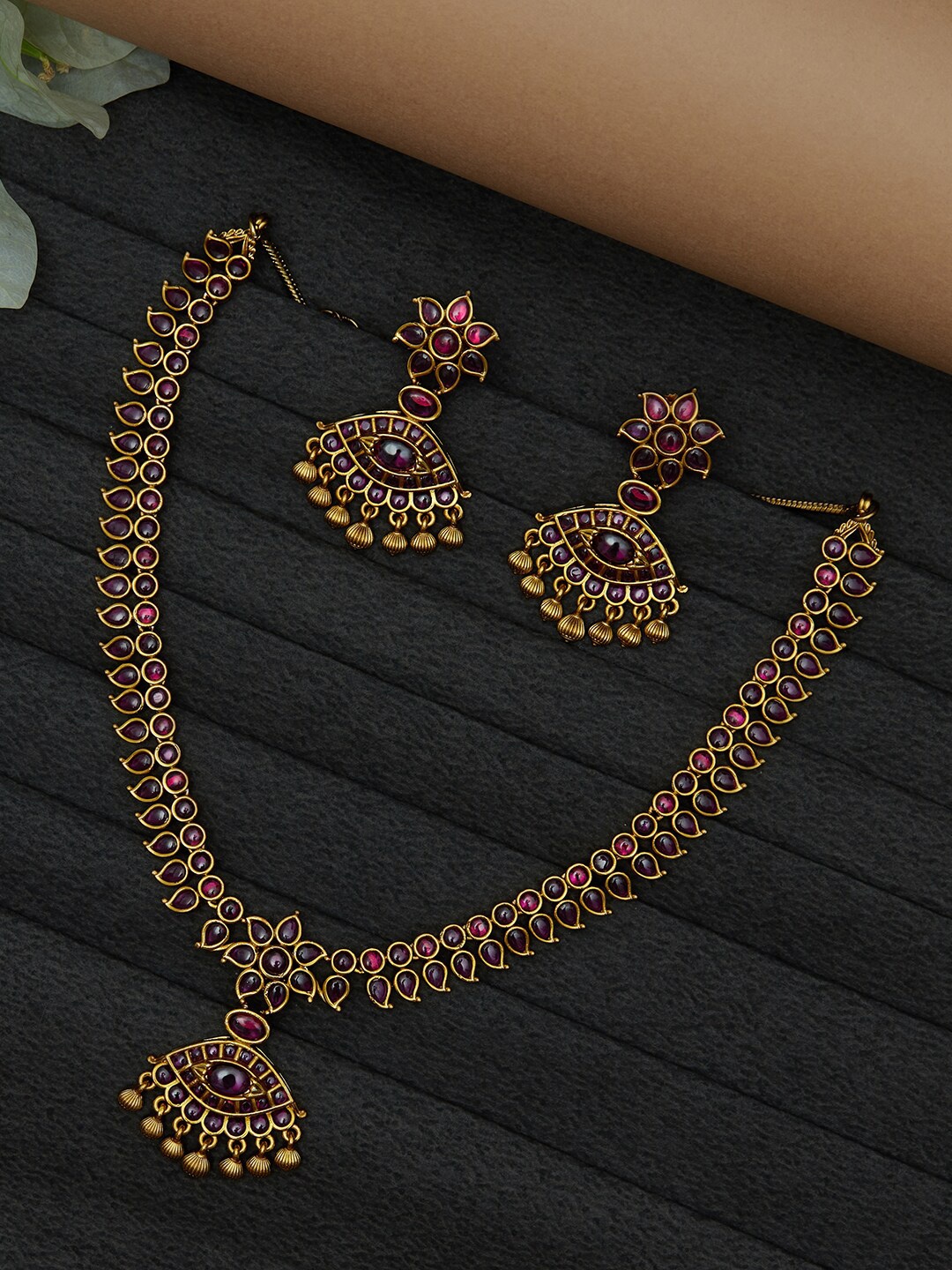 

Voylla Gold-Plated Pink Stone-Studded Jewellery Set