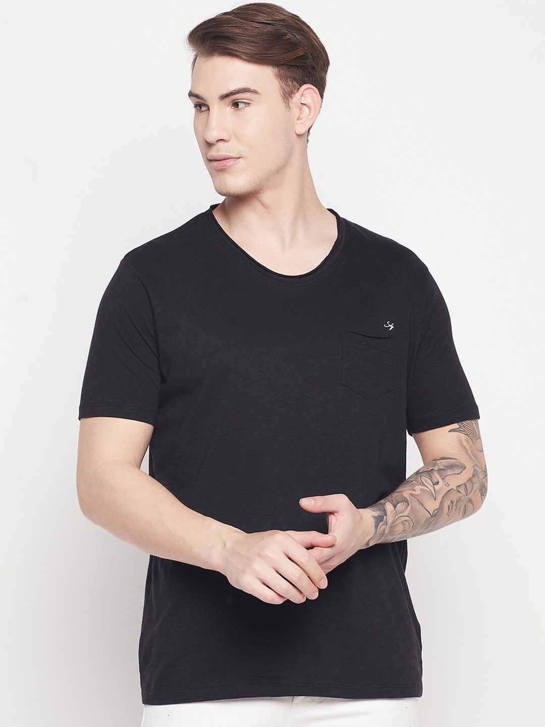 

Duke Men Black Slim Fit T-shirt