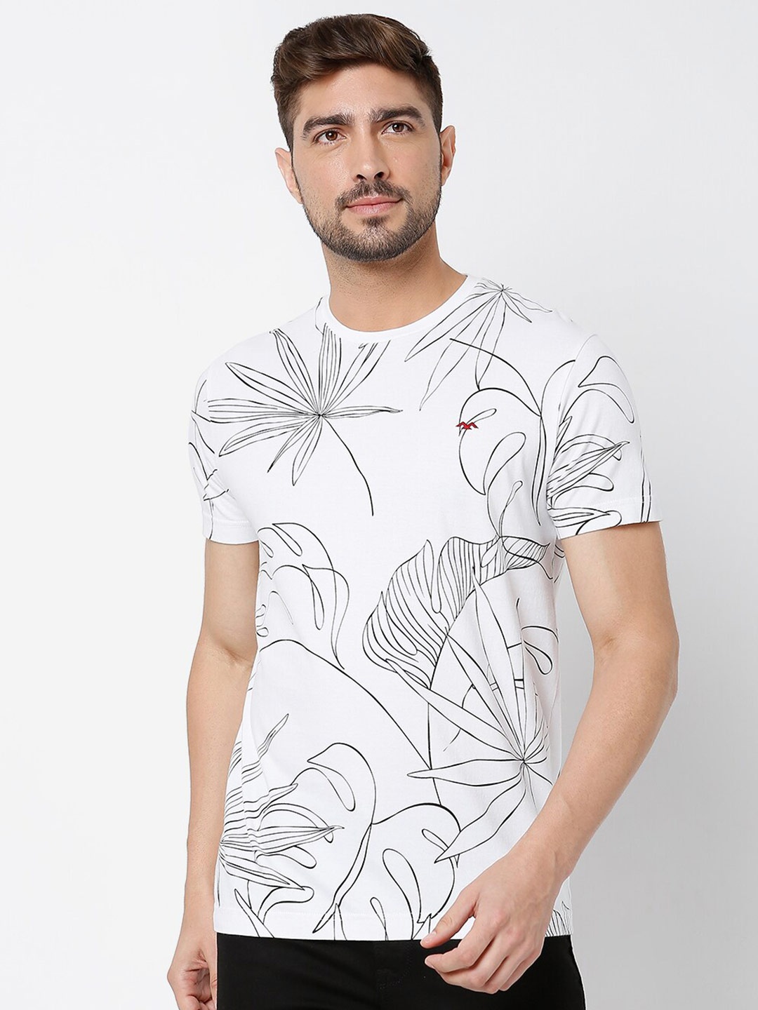 

Mufti Men White Floral Printed Tropical Slim Fit T-shirt