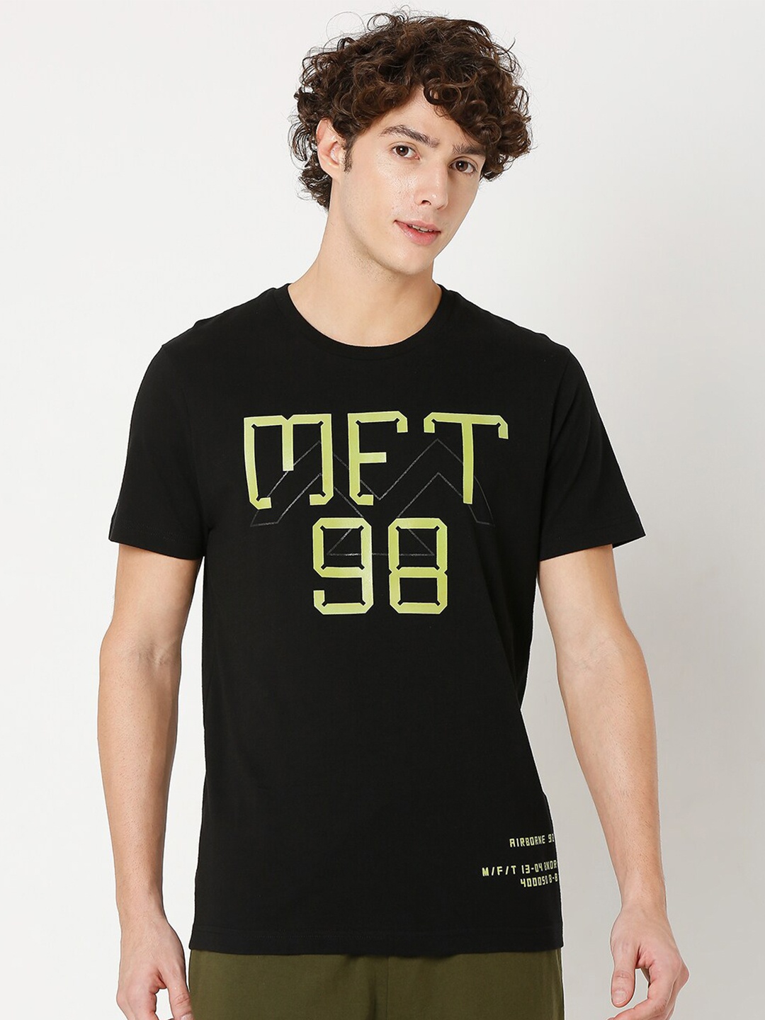 

Mufti Men Black & Yellow Typography Printed Slim Fit Pure Cotton T-shirt