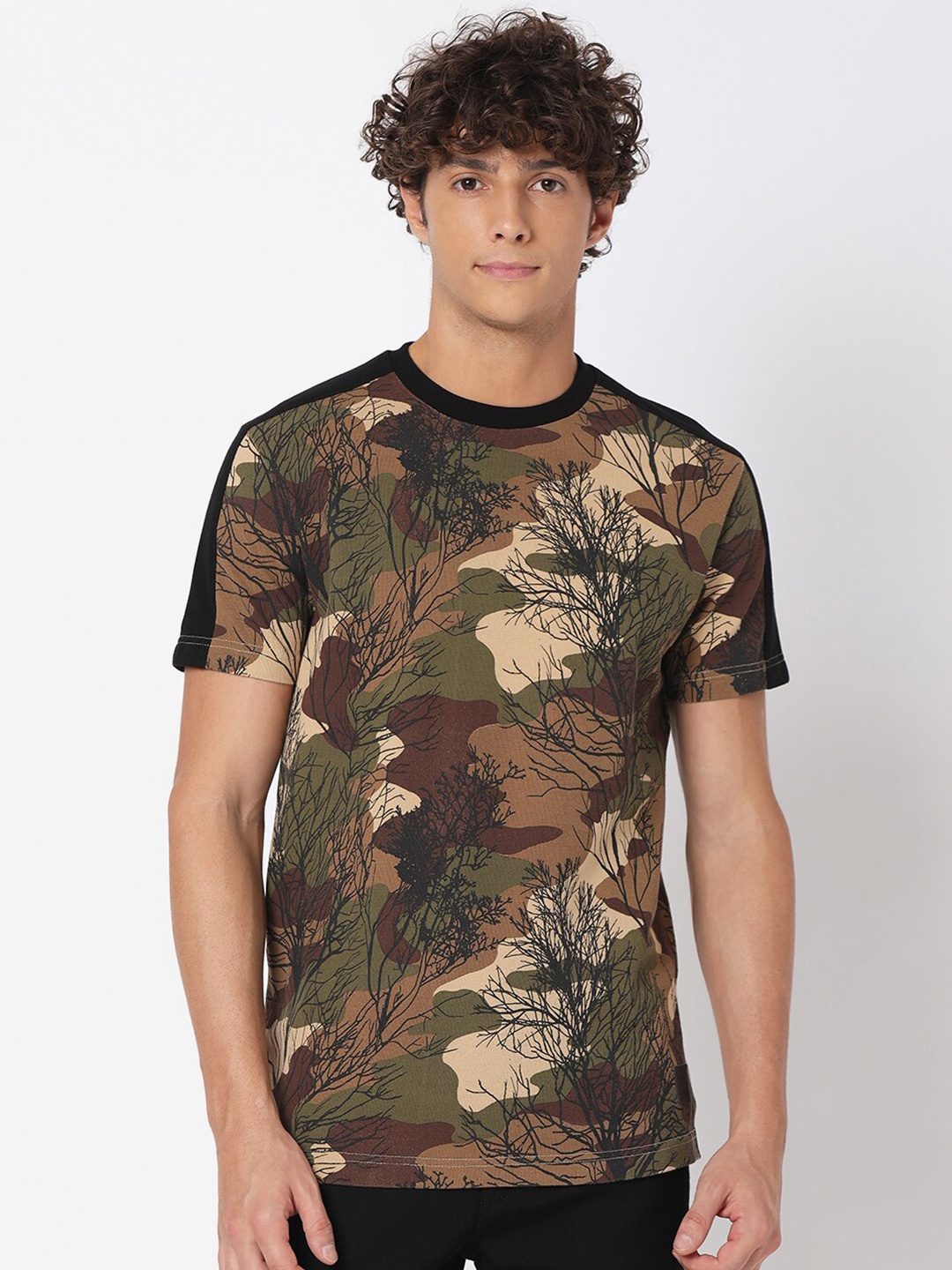 

Mufti Plus Size Men Beige & Black Camouflage Printed Slim Fit Pure Cotton T-shirt