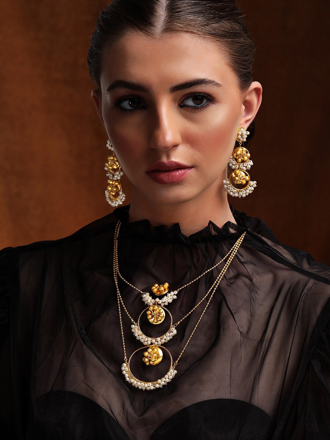 

Rubans Gold-Plated White Pearls Layered Jewellery Set