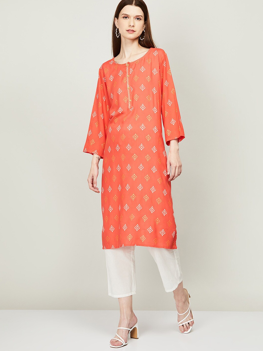 

Melange by Lifestyle Women Pink Ethnic Motifs Printed Gotta Patti Kurta