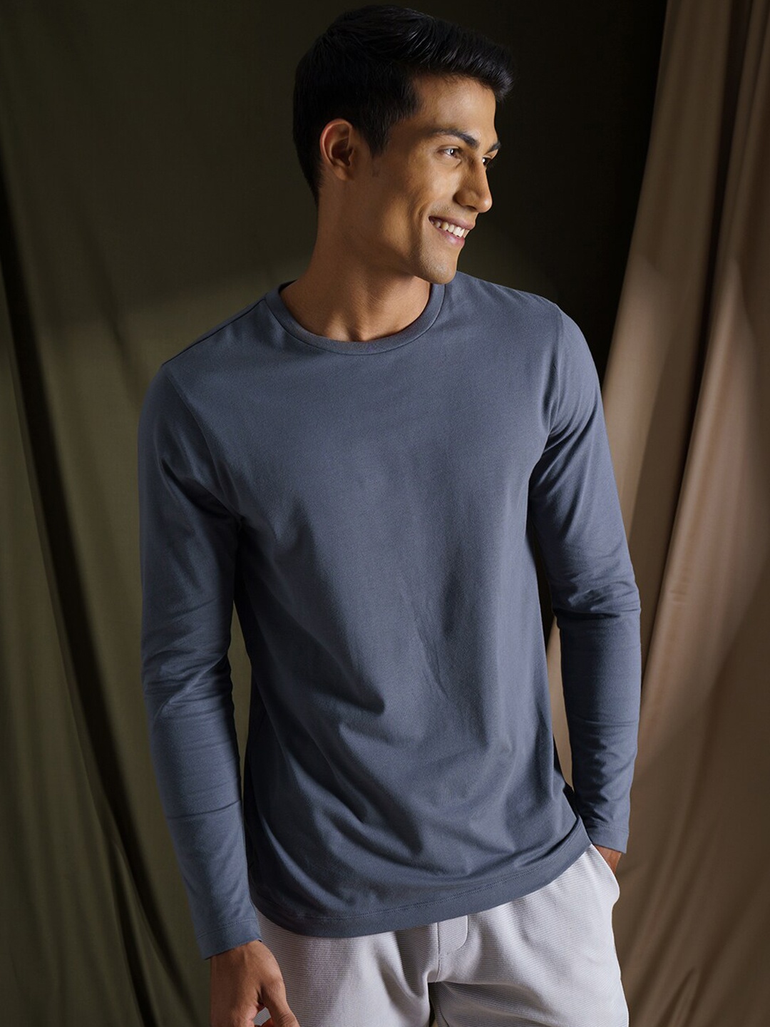 

DaMENSCH Men Cotton Basic Solid Full Sleeve Regular Fit T-Shirt, Grey