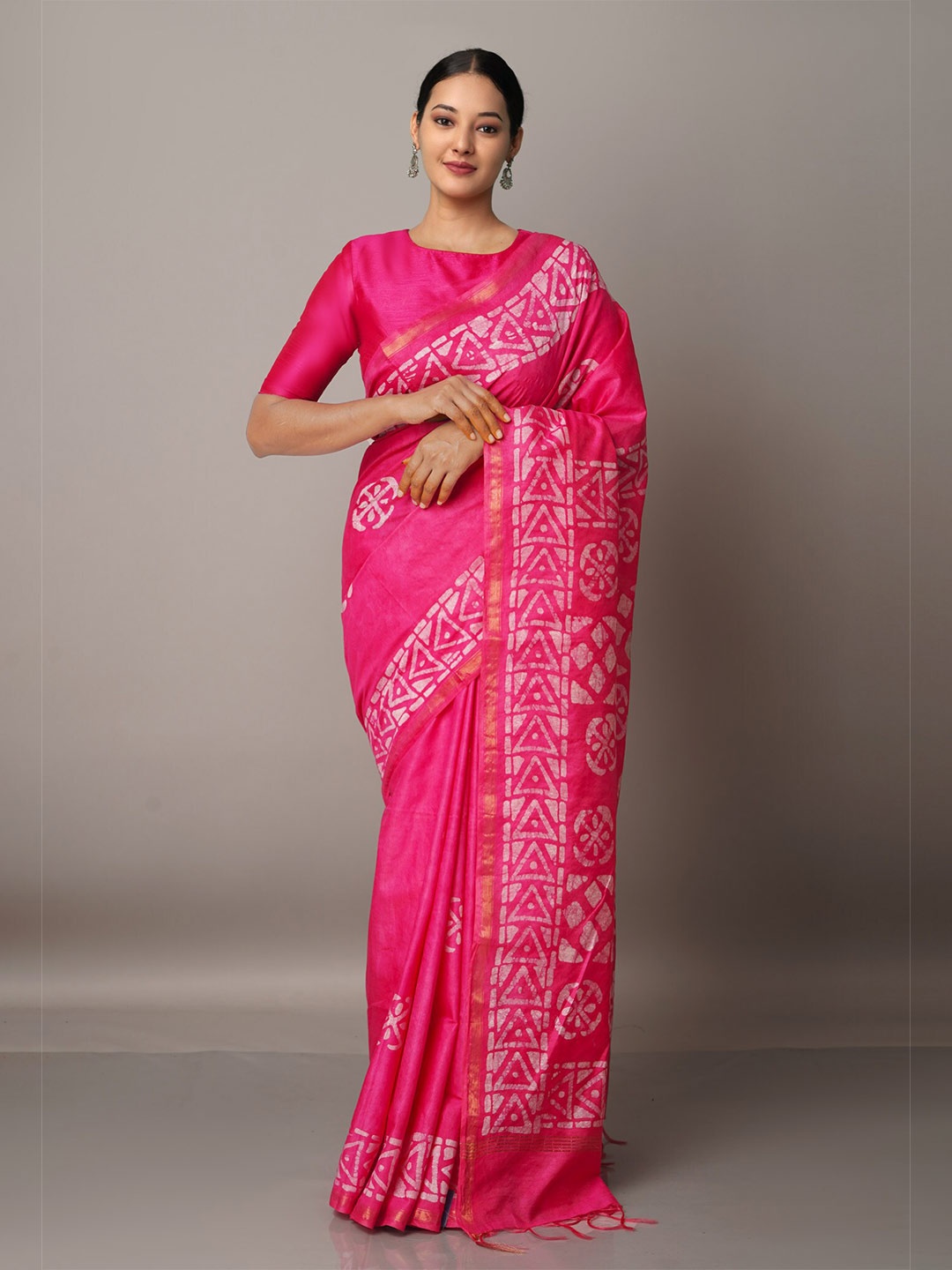 

Unnati Silks Pink & Gold-Toned Batik Zari Silk Blend Chanderi Saree