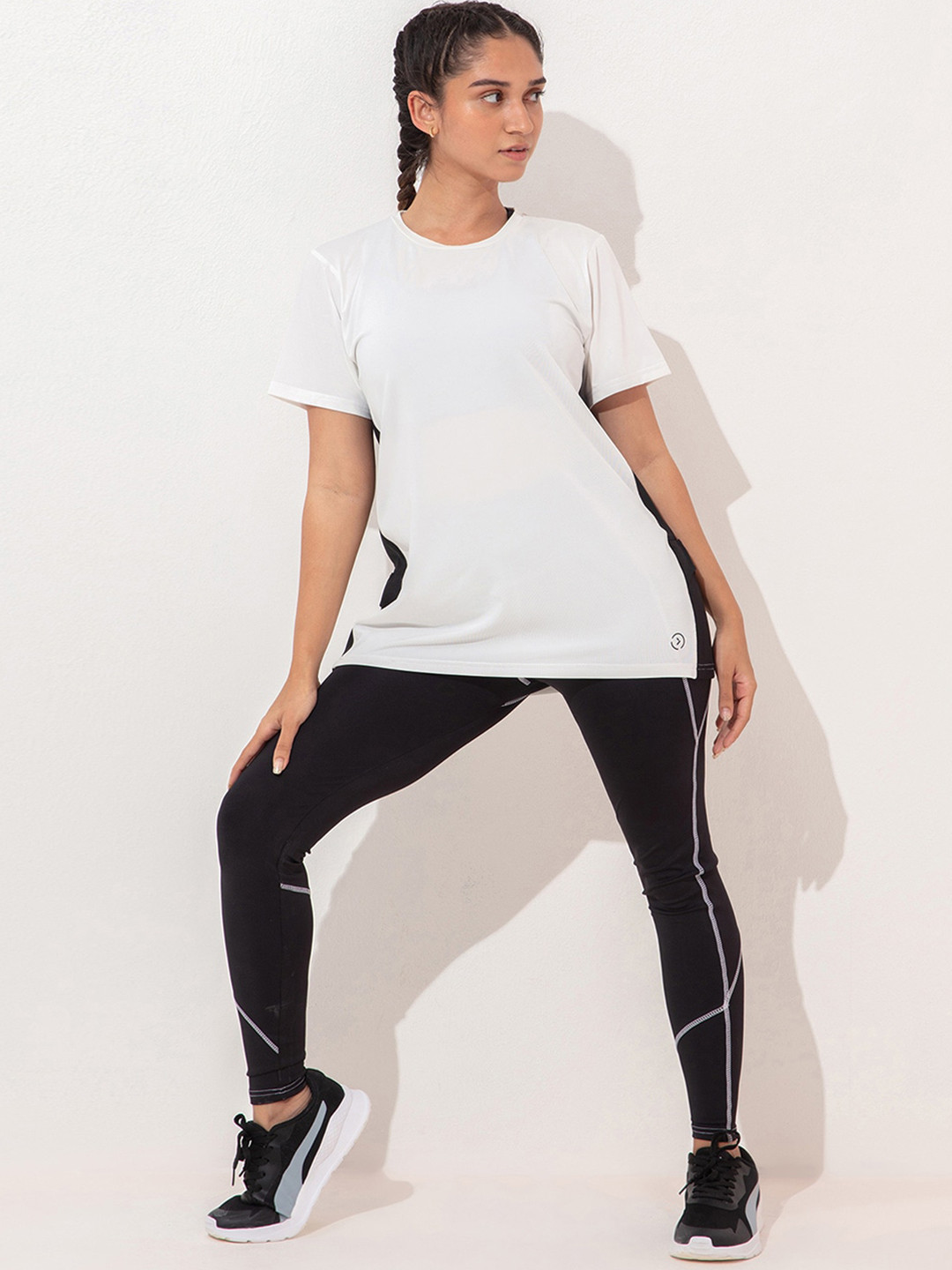 

KICA Women White & Black Solid Co-Ords