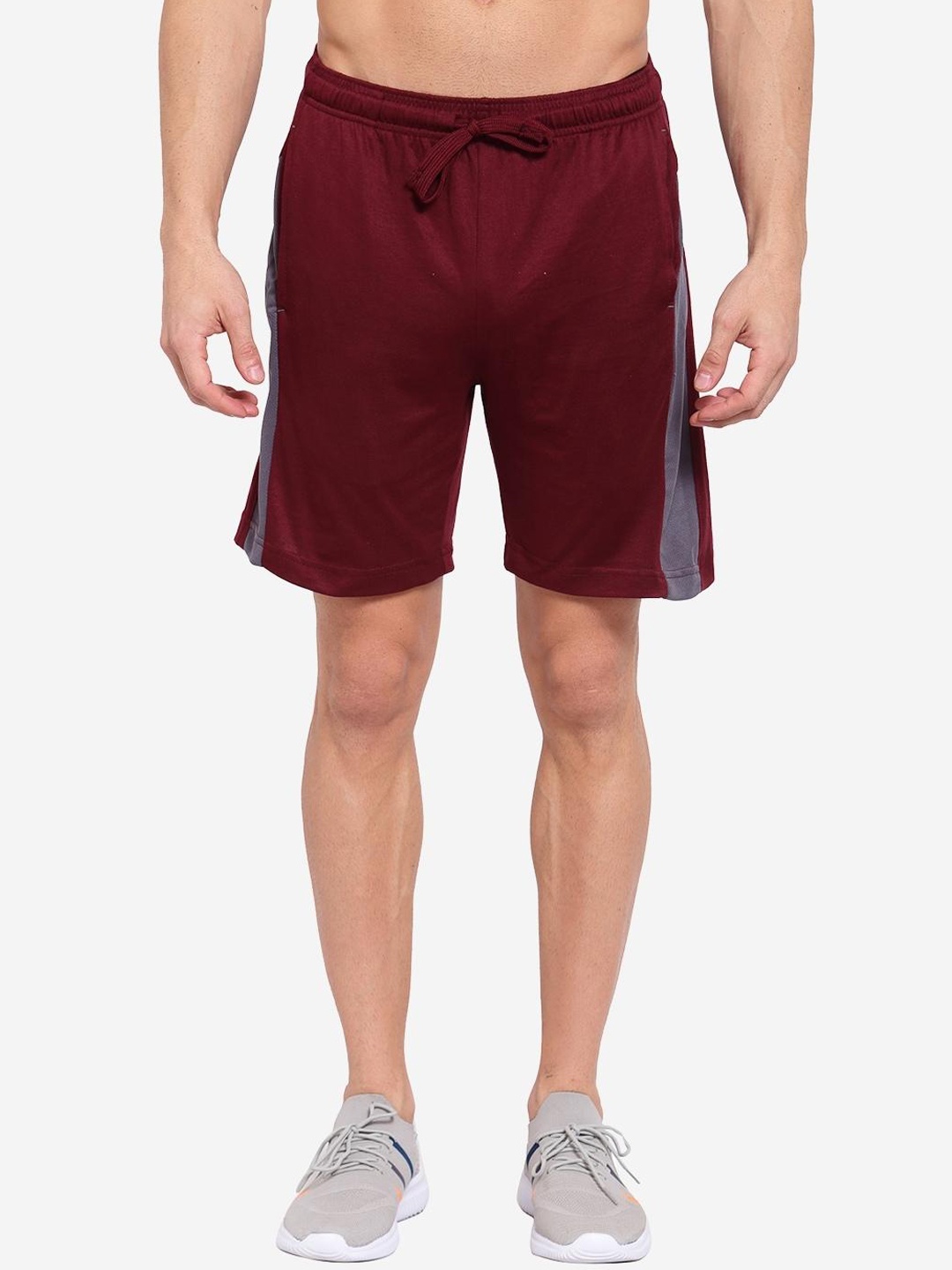 SPORTO Men Burgundy Sports Shorts