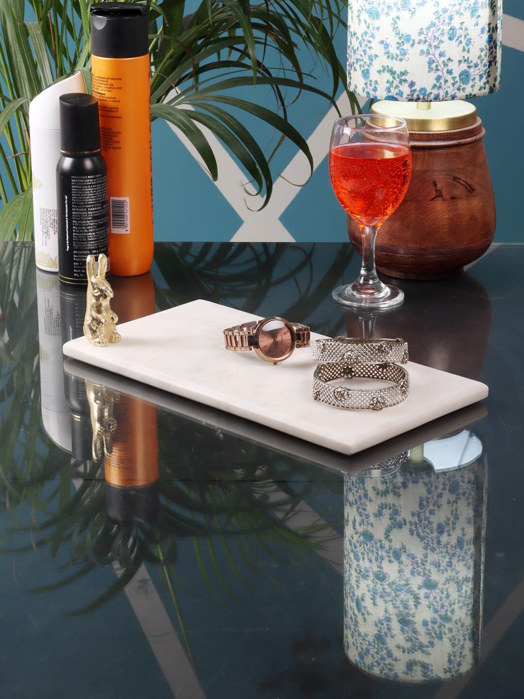 

NikkisPride White Metal Piece Attachment Serveware