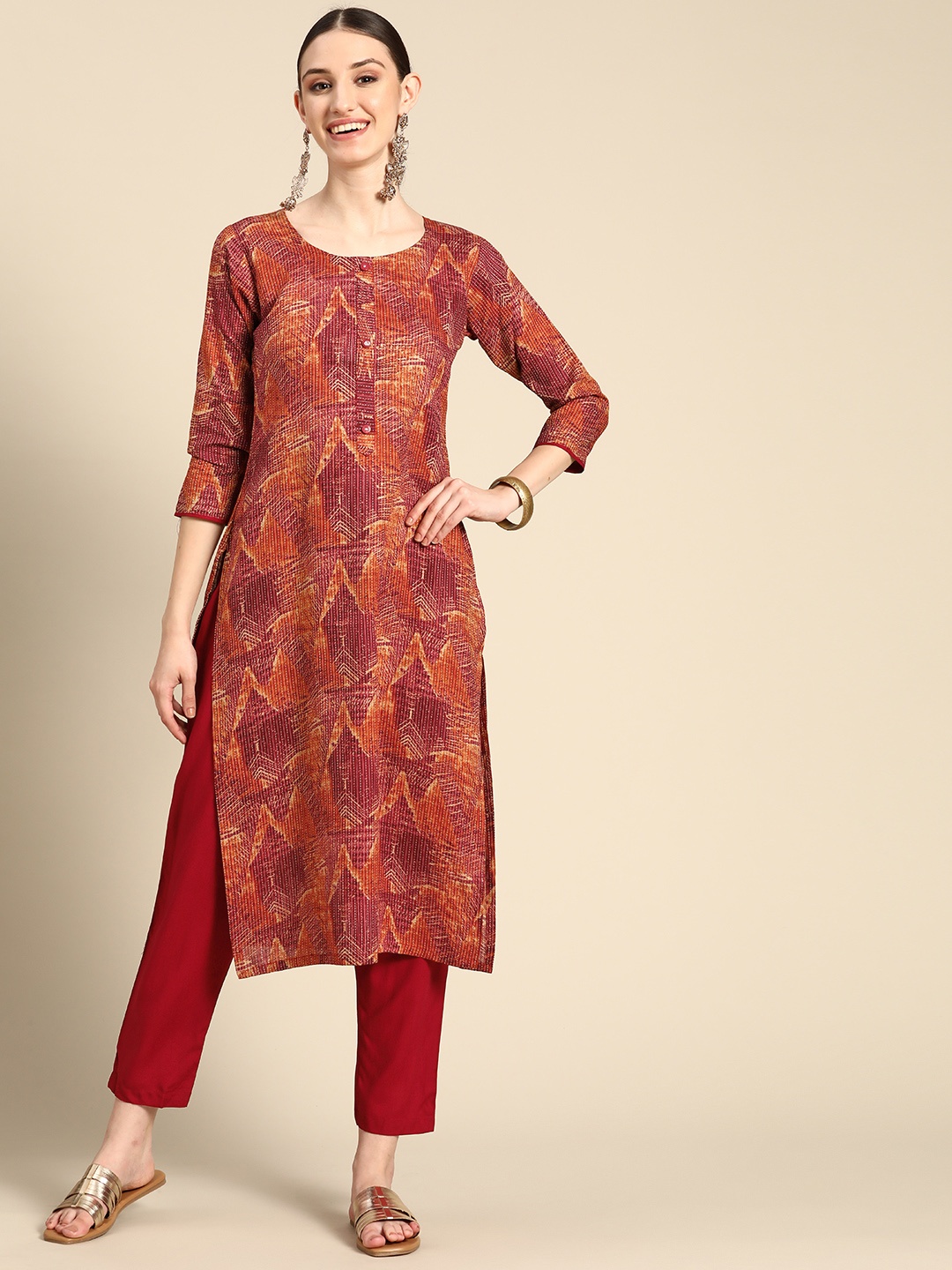 

Sangria Women Maroon Printed Kurta with Palazzos