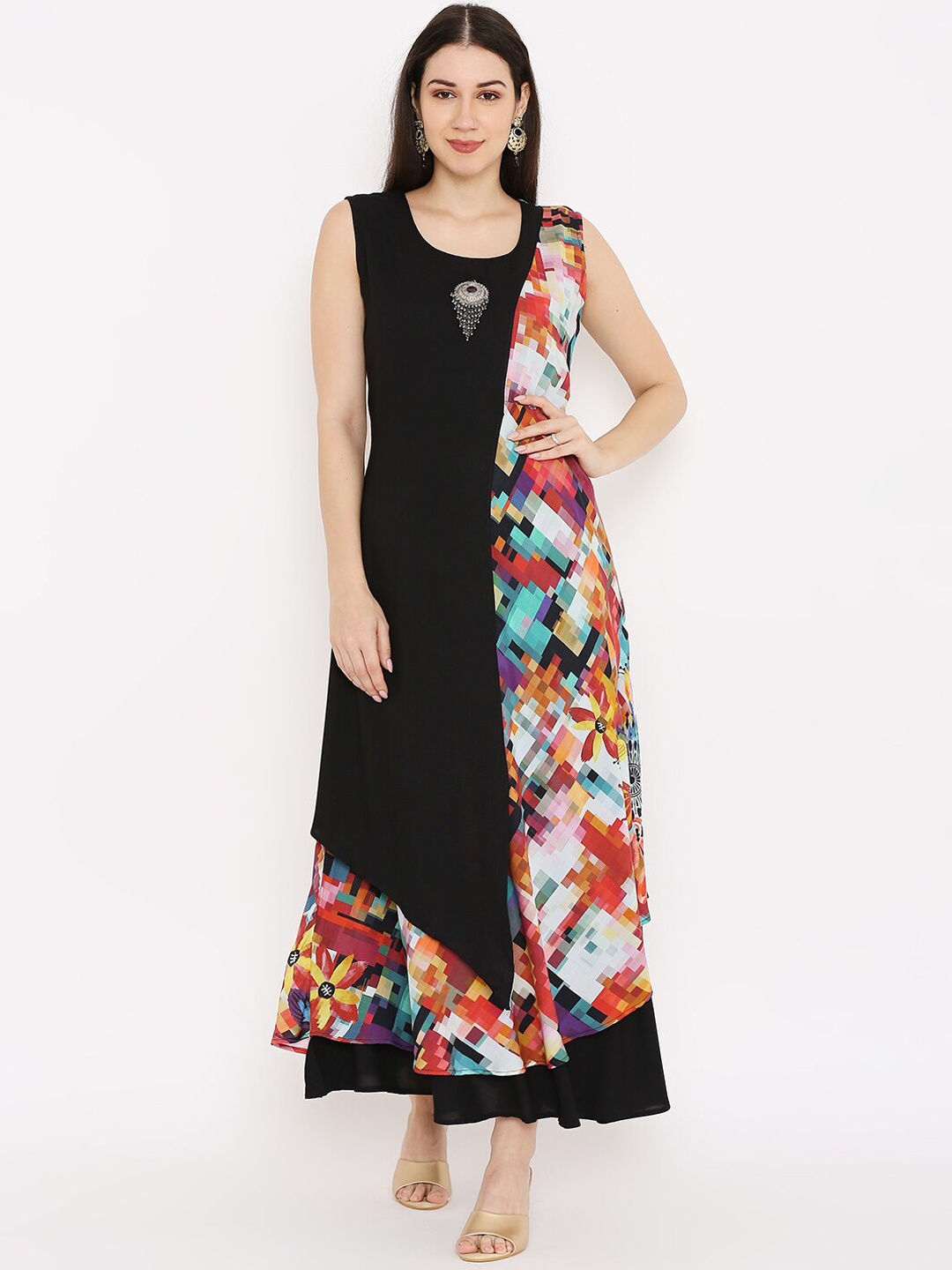 

Peppertree Women Black Abstract Printed Ethnic Dresses