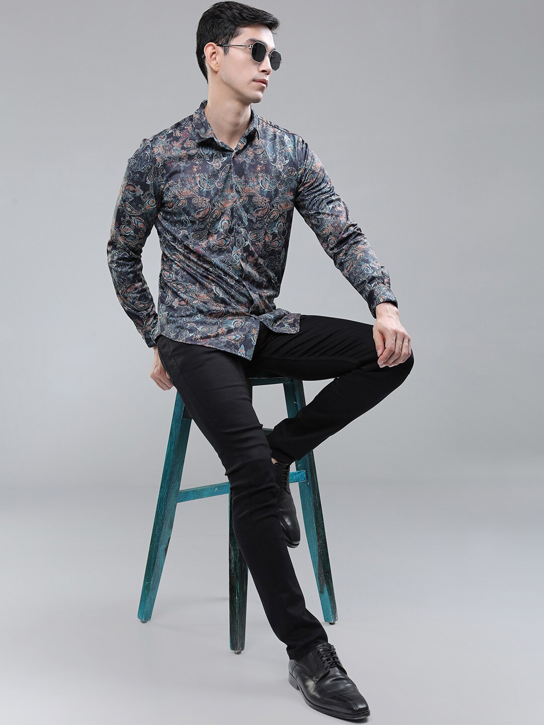 

HIGHLANDER Men Printed Knitted Party Wear Casual Shirt, Navy blue
