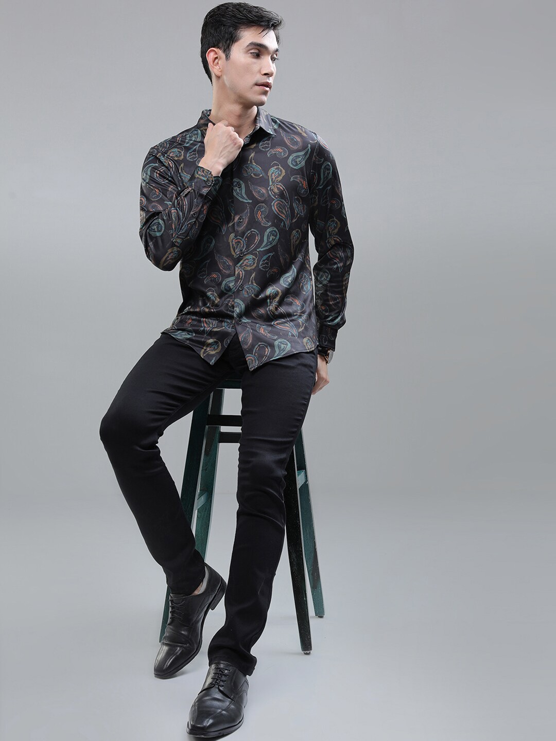 

KETCH Men Printed Knitted Party Wear Casual Shirt, Black