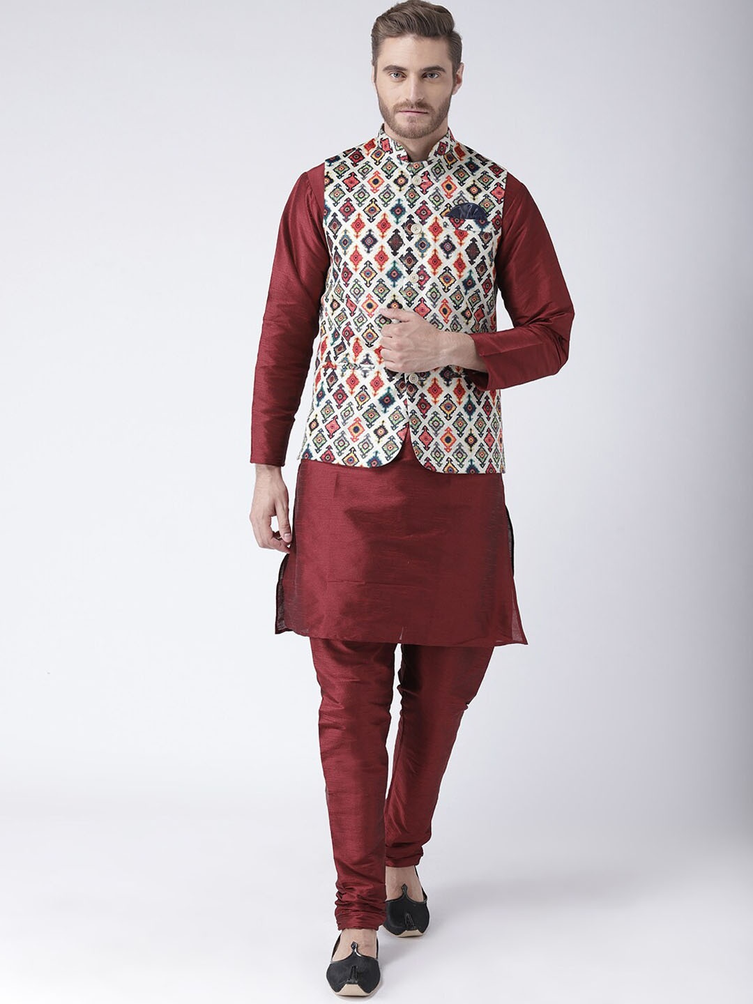 

Hangup Men Maroon Printed Kurta with Pyjamas & Nehru Jacket