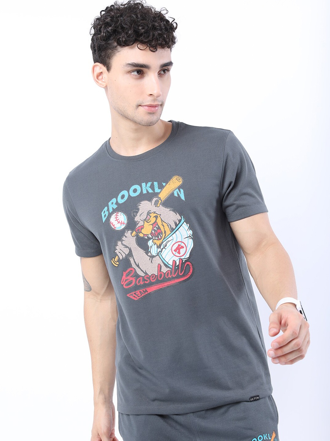 

KETCH Men Grey & Blue Printed Slim Fit T-shirt