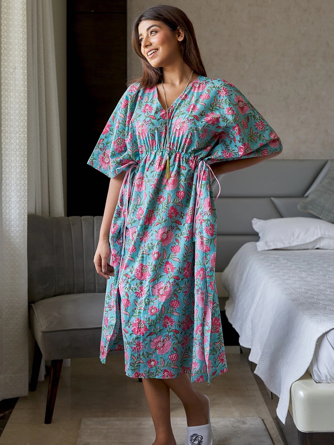 

NANGALIA RUCHIRA Women Blue Floral Printed Cotton Kaftan Dress