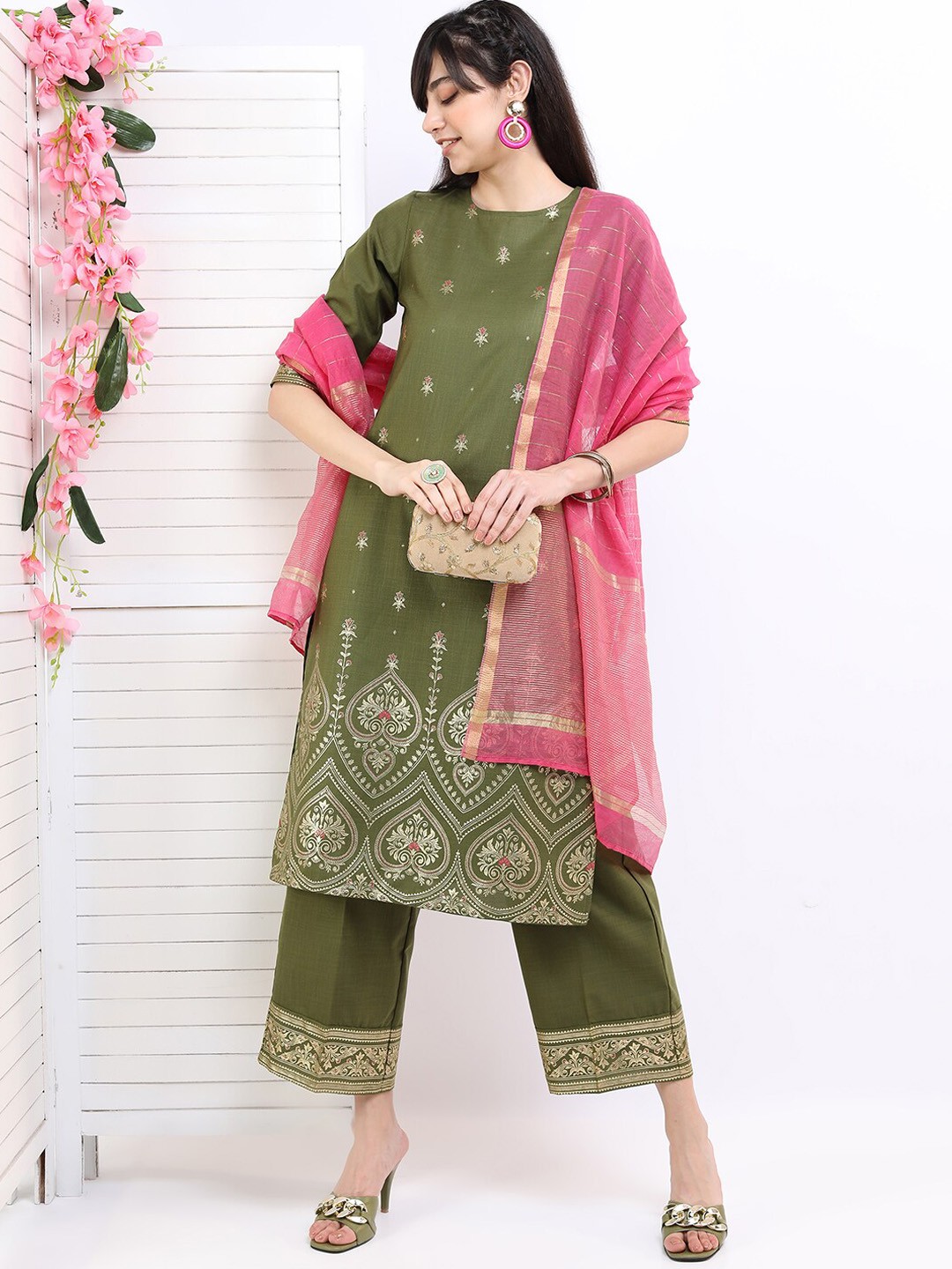 

KETCH Women Ethnic Motifs Printed Kurta with Trouser & Dupatta, Olive