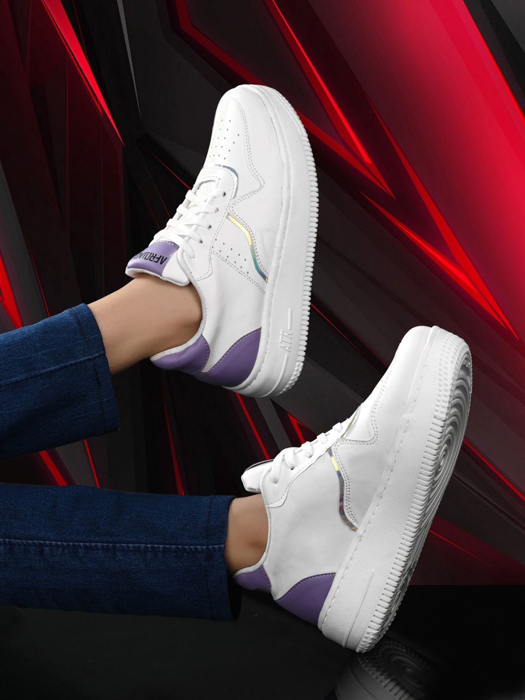 

AfroJack Women White Synthetic Leather Slip-On Lace-up Sneakers