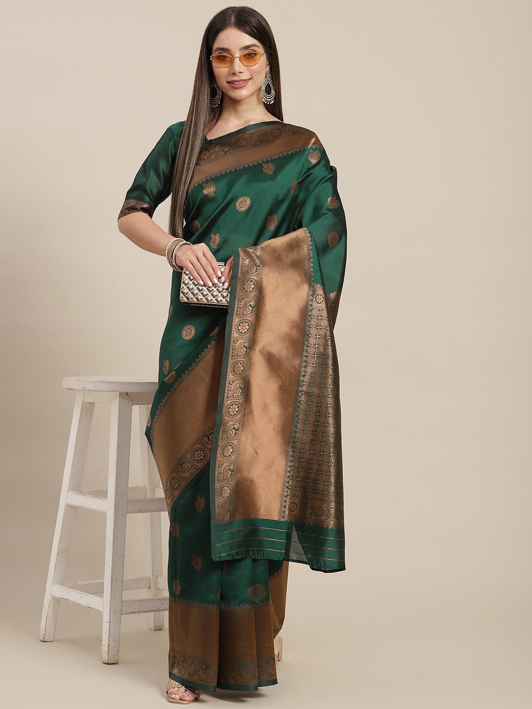 

Varanga Green & Gold Floral Zari Silk Blend Banarasi Saree