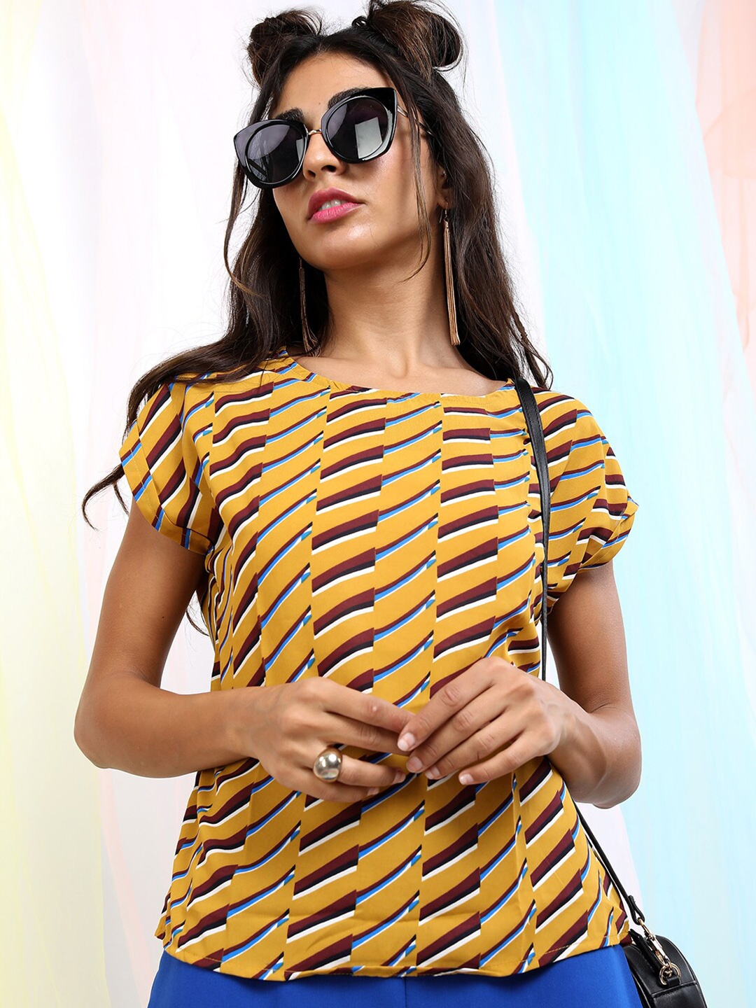 

Tokyo Talkies Women Mustard Yellow Geometric Printed Regular Top